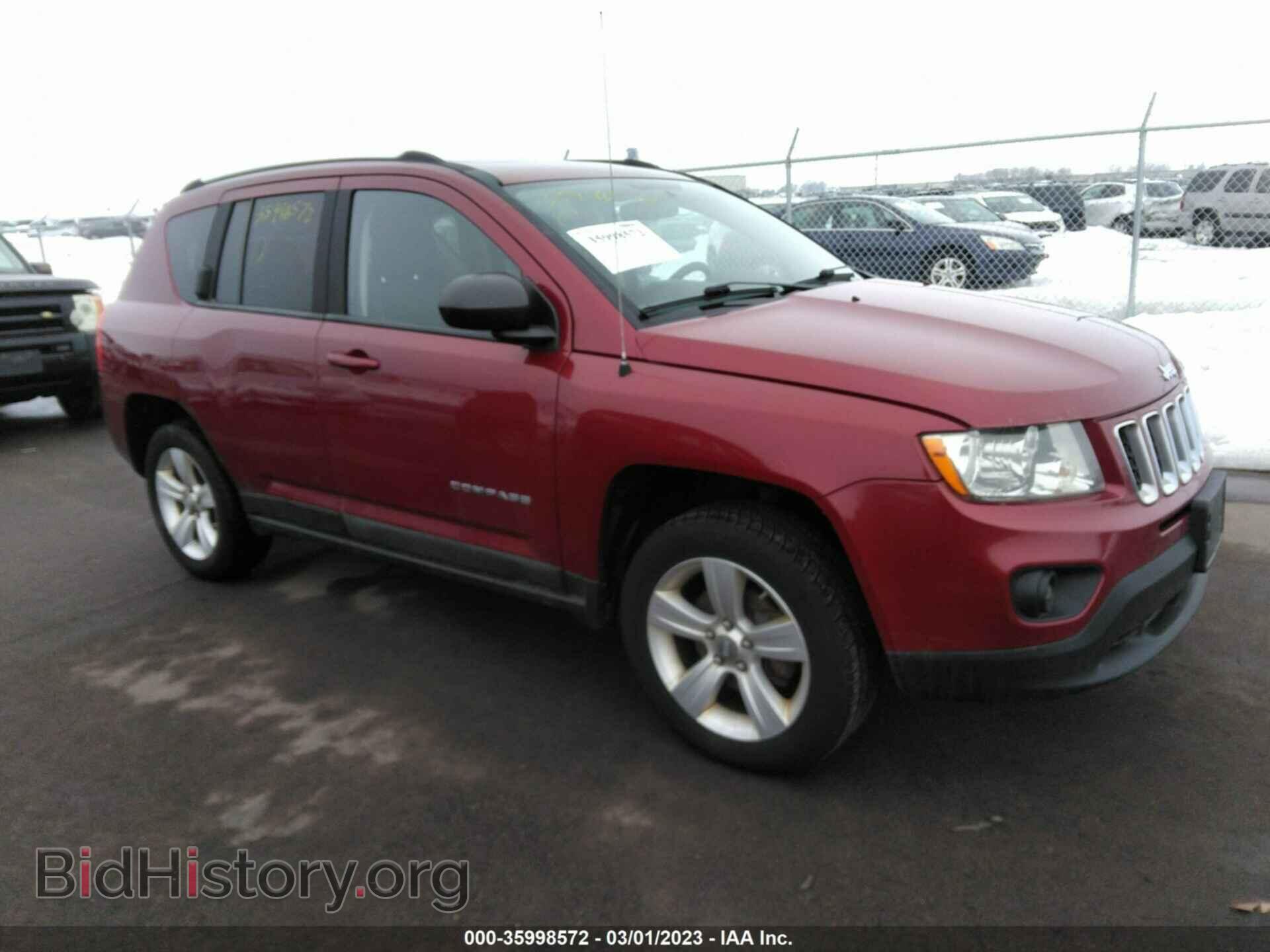 Photo 1J4NF1FB2BD219065 - JEEP COMPASS 2011