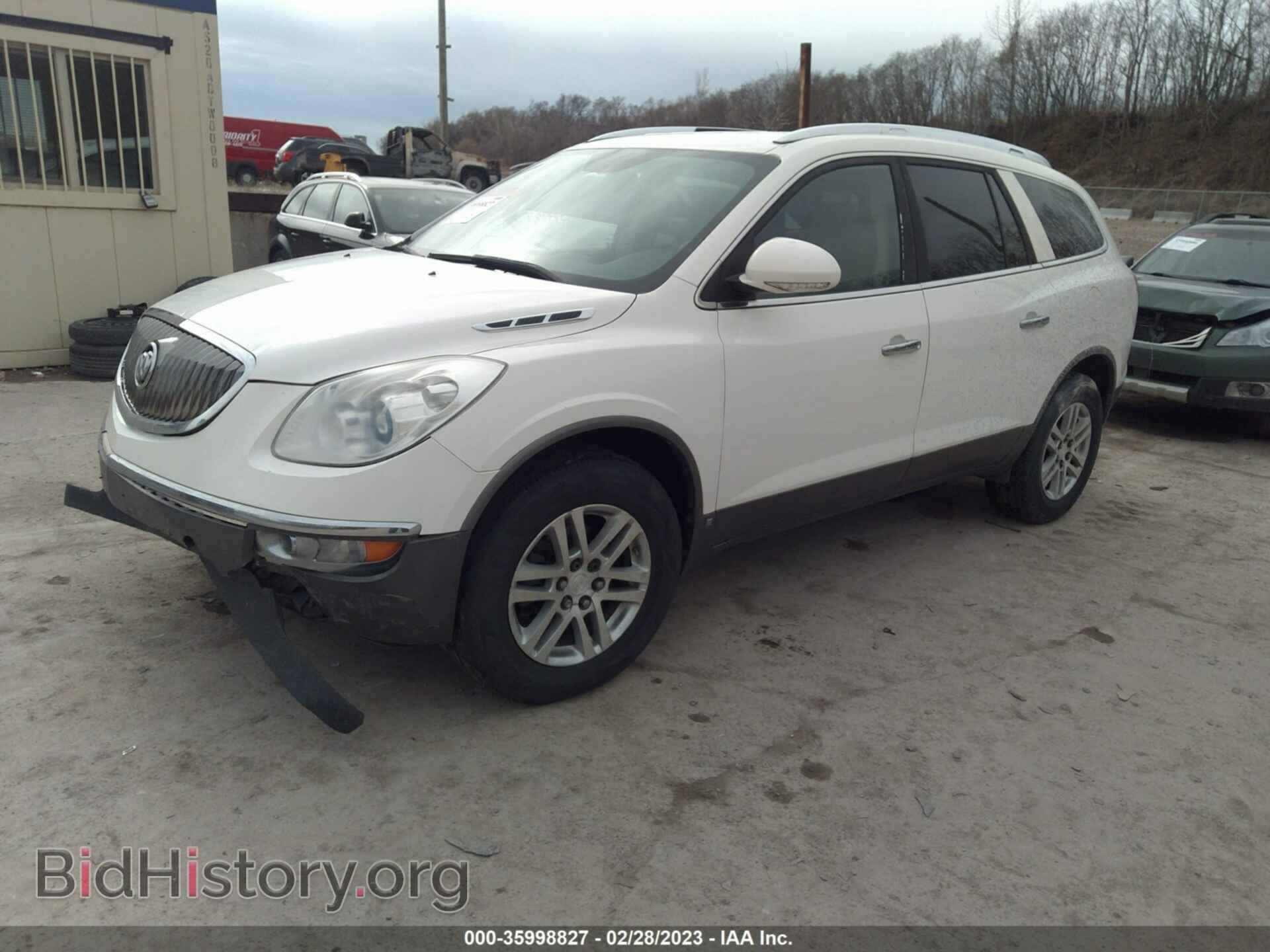 2008 BUICK ENCLAVE - VIN: 5GAEV13778J210866 - Фото 2