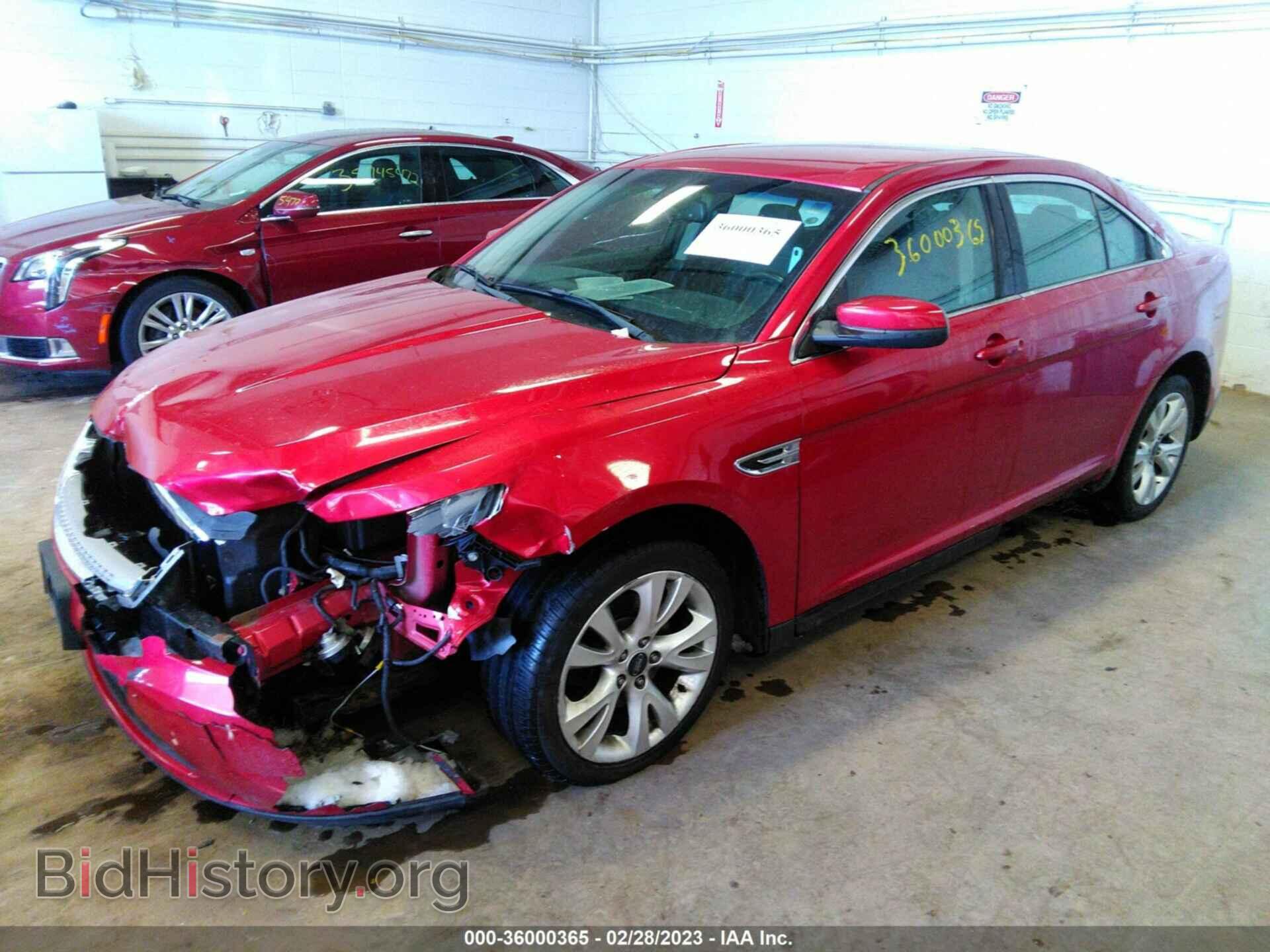 2012 FORD TAURUS - VIN: 1FAHP2EW9CG111025 - Фото 2
