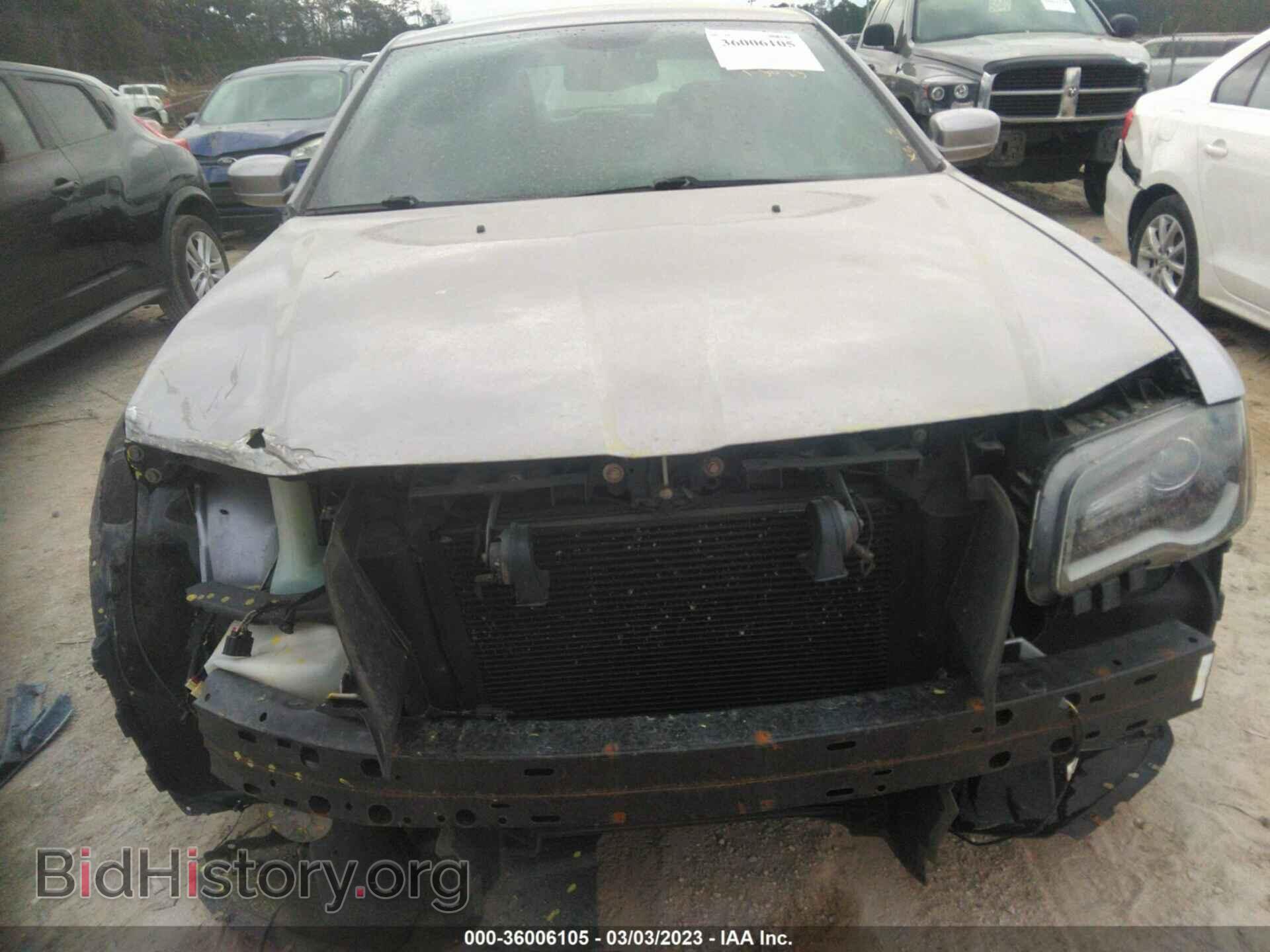 2014 CHRYSLER 300 - VIN: 2C3CCABG7EH344792 - Фото 6