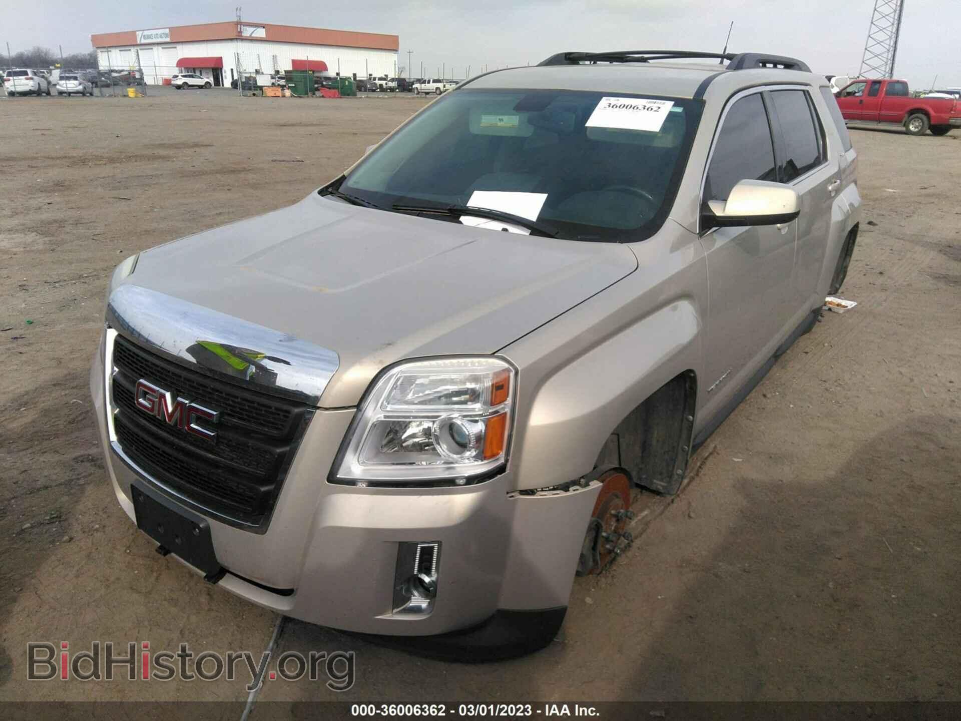 2010 GMC TERRAIN - VIN: 2CTFLEEWXA6247194 - Photo 2