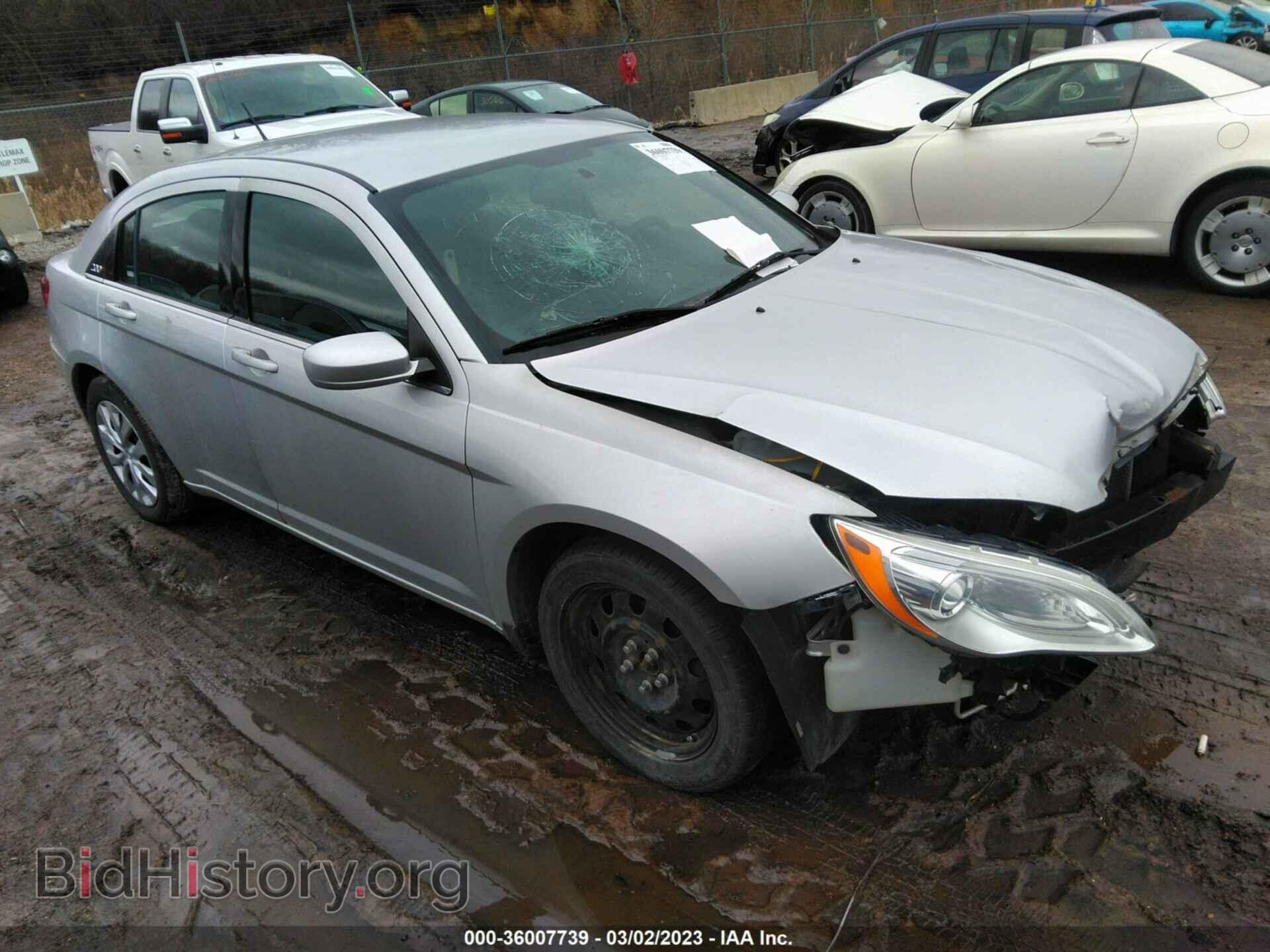 Фотография 1C3CCBAB4CN292408 - CHRYSLER 200 2012