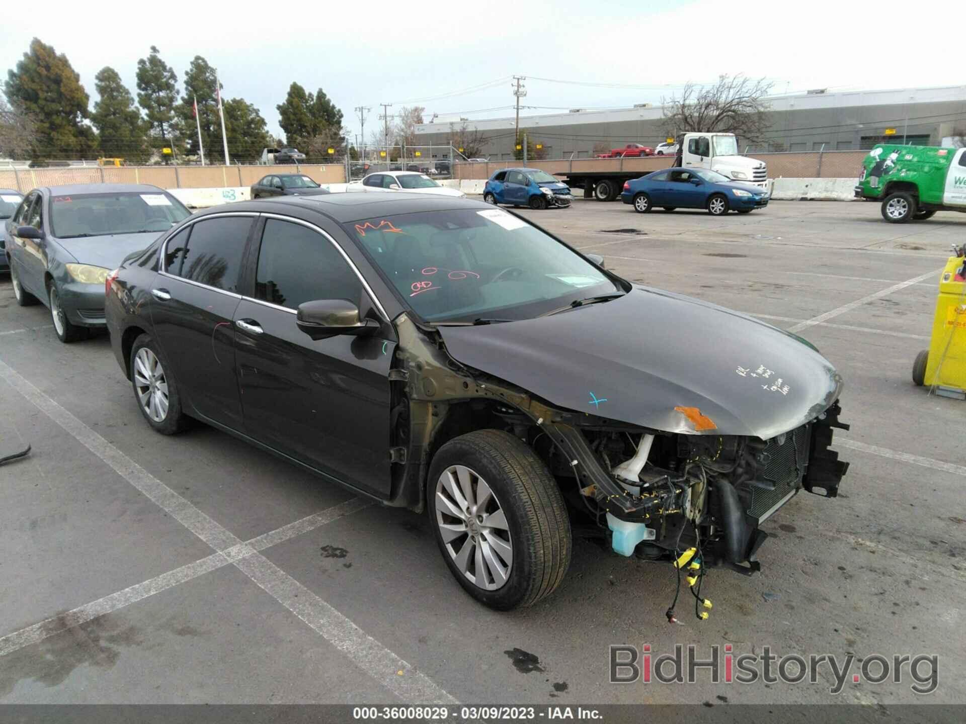 Photo 1HGCR2F85DA163031 - HONDA ACCORD SDN 2013