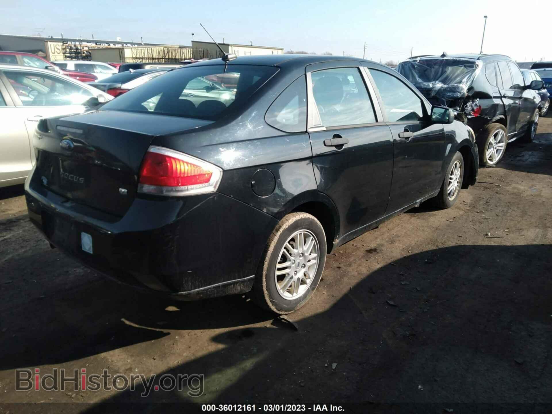 2011 FORD FOCUS - VIN: 1FAHP3FN2BW120651 - Фото 4