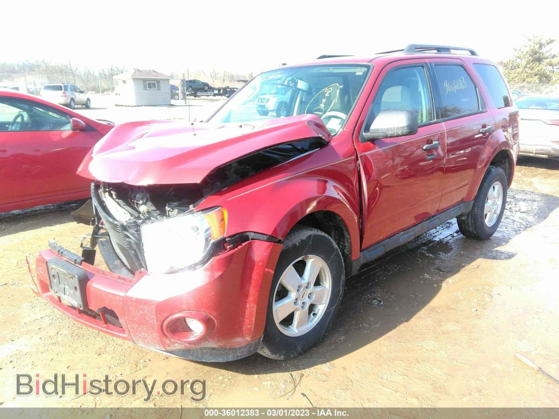 2010 FORD ESCAPE - VIN: 1FMCU0D73AKD19953 - Фото 2