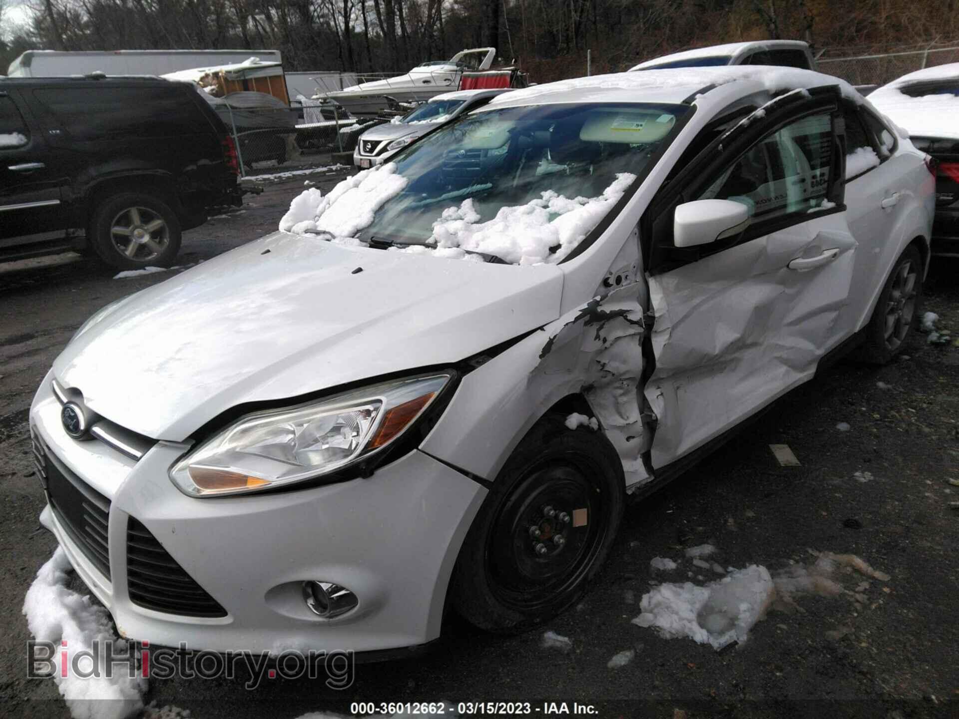 2014 FORD FOCUS - VIN: 1FADP3F27EL201381 - Фото 2