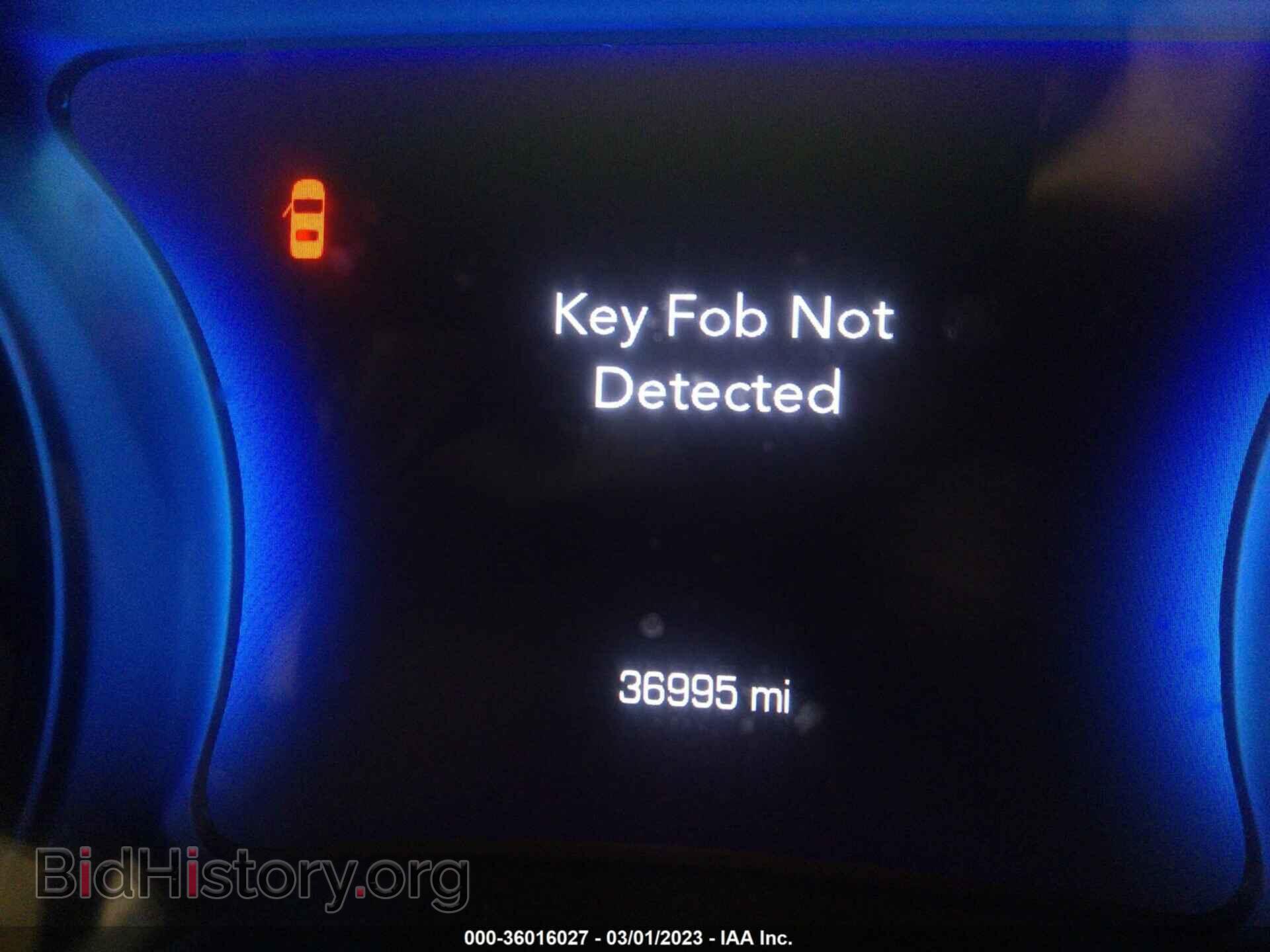2019 CHRYSLER 300 - VIN: 2C3CCAGG5KH648899 - Фото 7