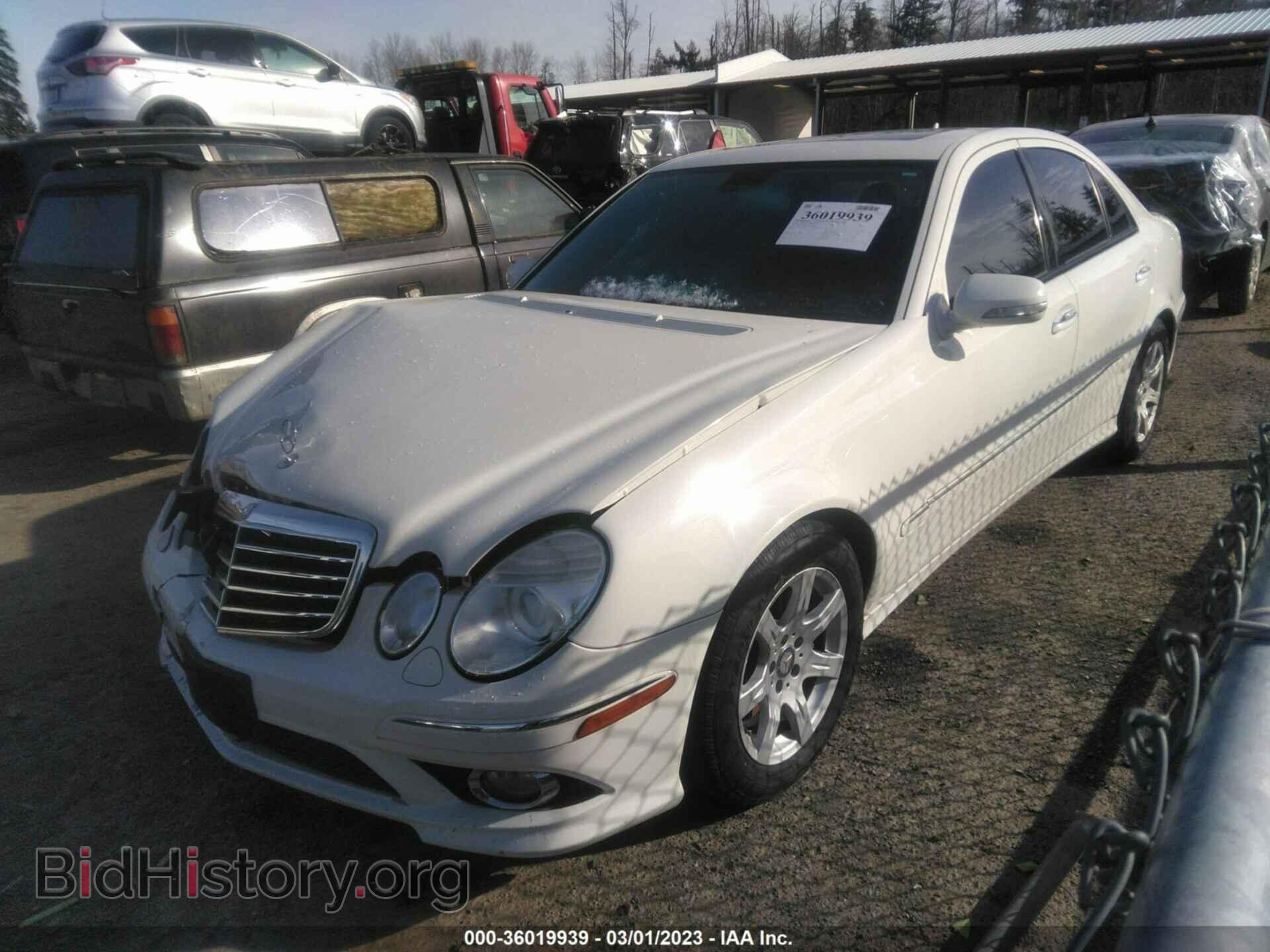 2009 MERCEDES-BENZ E-CLASS - VIN: WDBUF56XX9B424898 - Фото 2