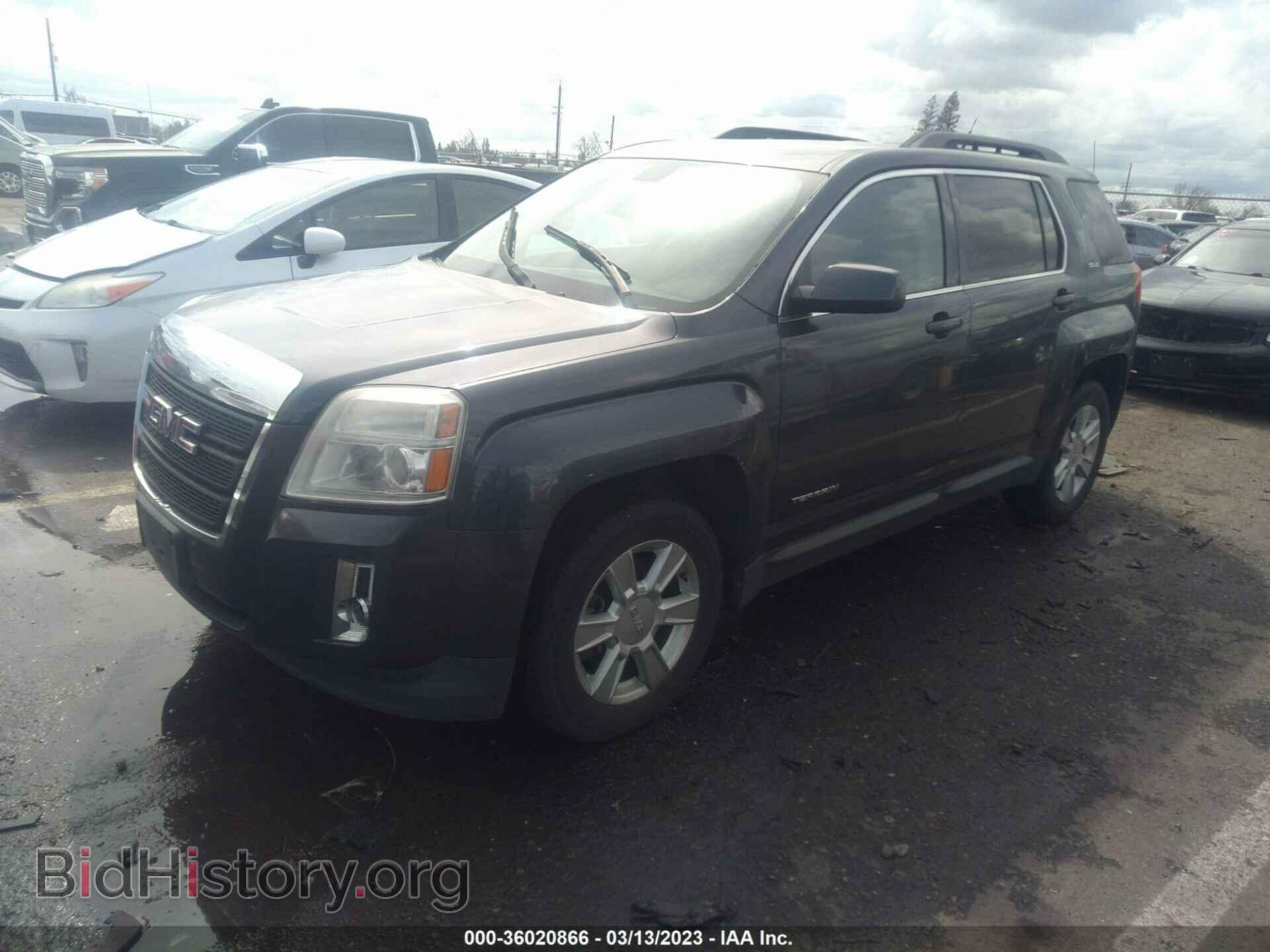 2011 GMC TERRAIN - VIN: 2CTALSEC1B6209028 - Фото 2
