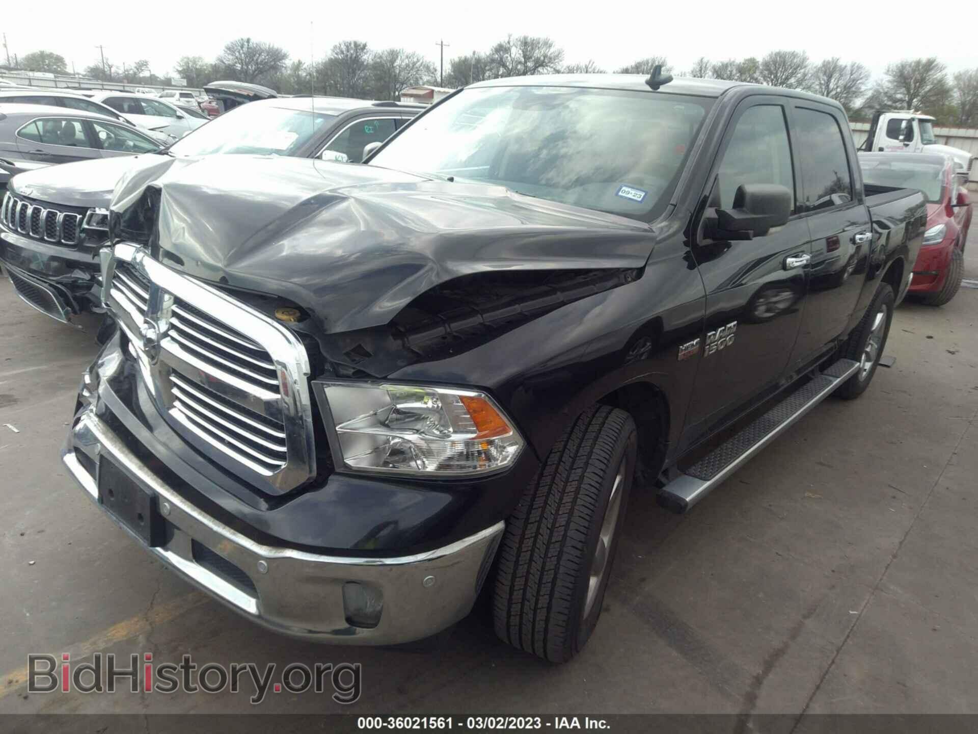 2016 RAM 1500 - VIN: 3C6RR7LT2GG249912 - Фото 2
