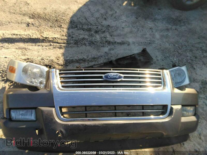 2006 Ford EXPLORER (VIN 1FMEU63E76UB01568) — photo 6 of 12