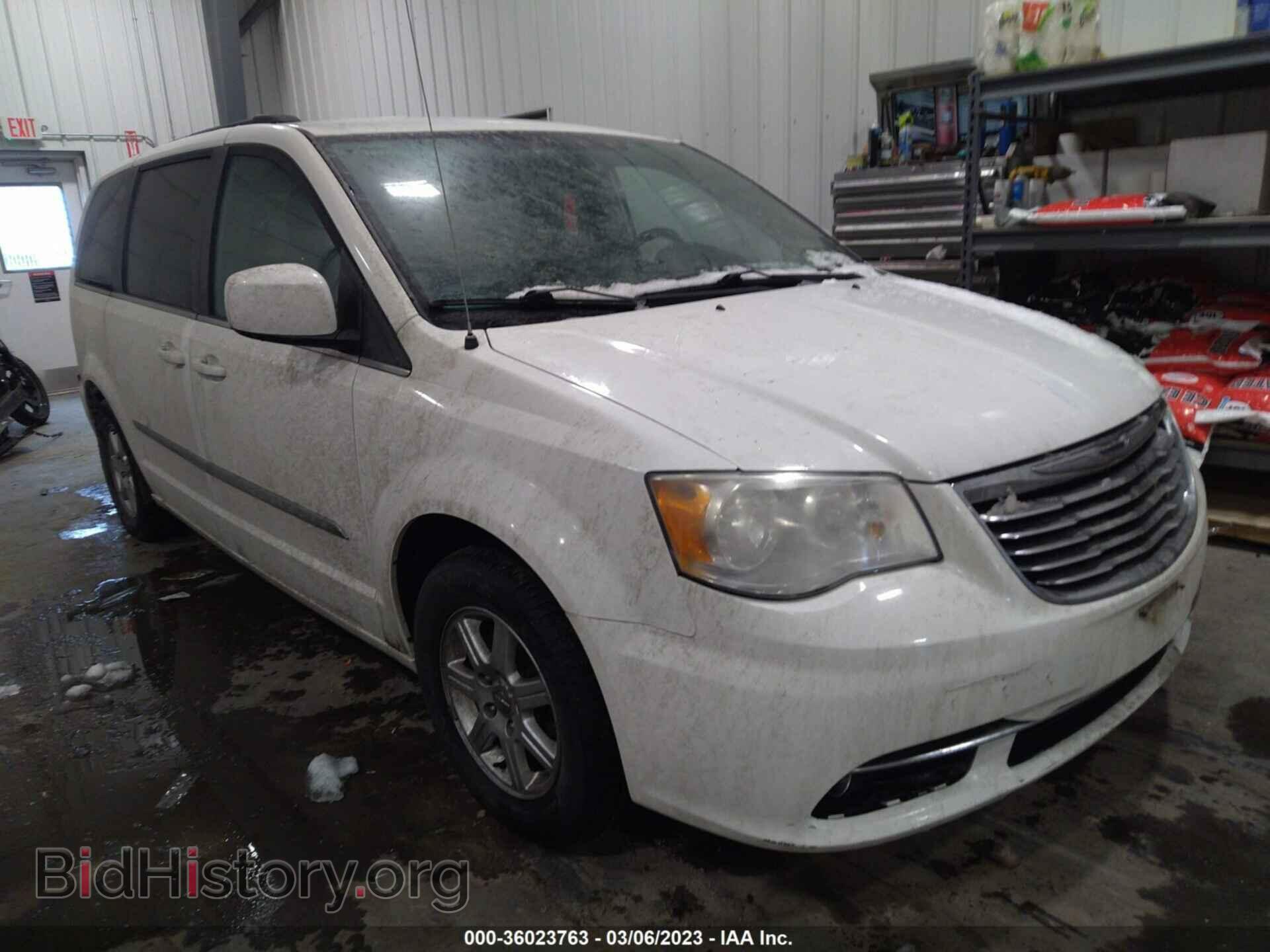 Photo 2A4RR5DG1BR665672 - CHRYSLER TOWN & COUNTRY 2011