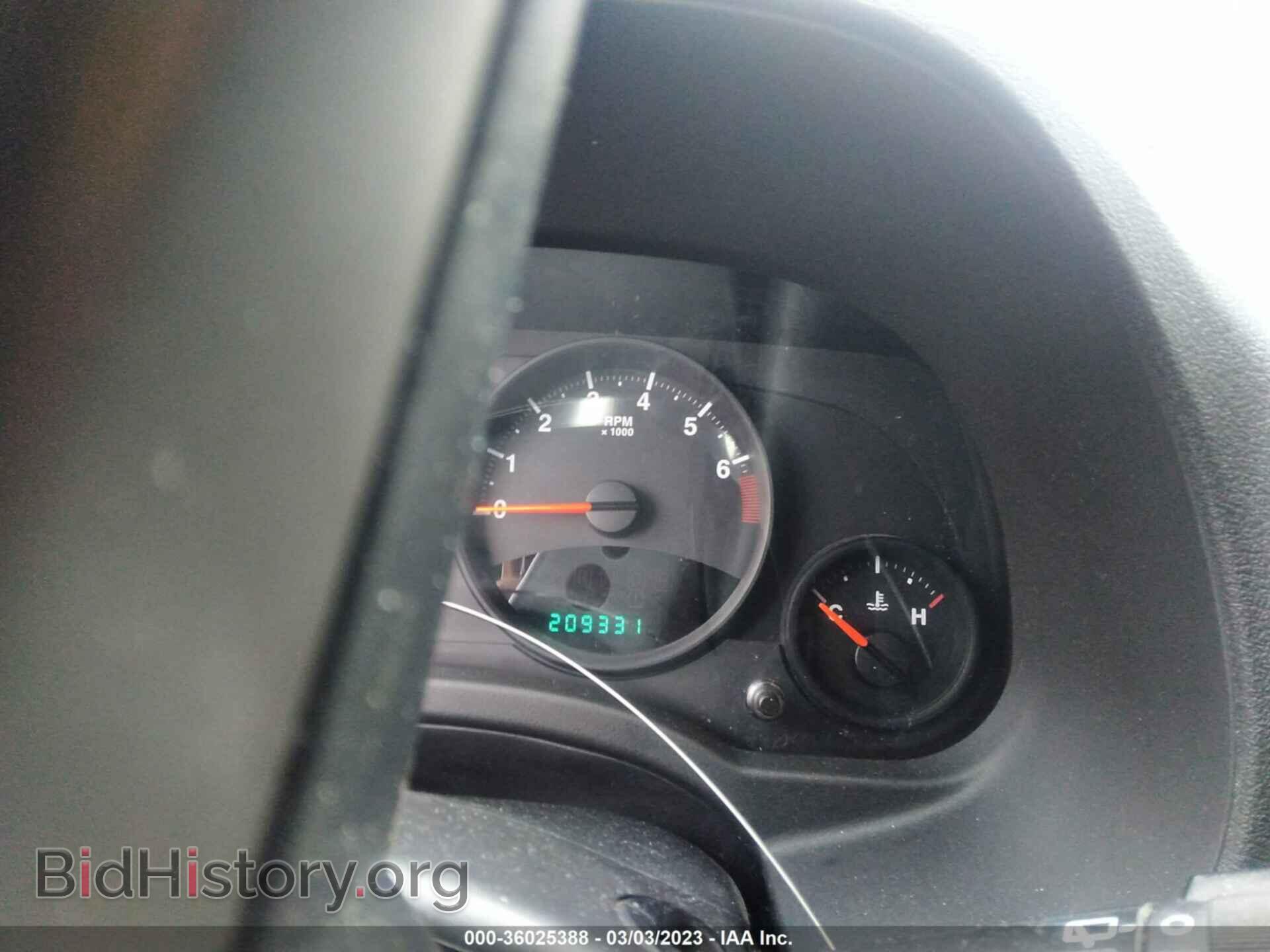2011 JEEP COMPASS - VIN: 1J4NT1FA6BD151143 - Photo 7