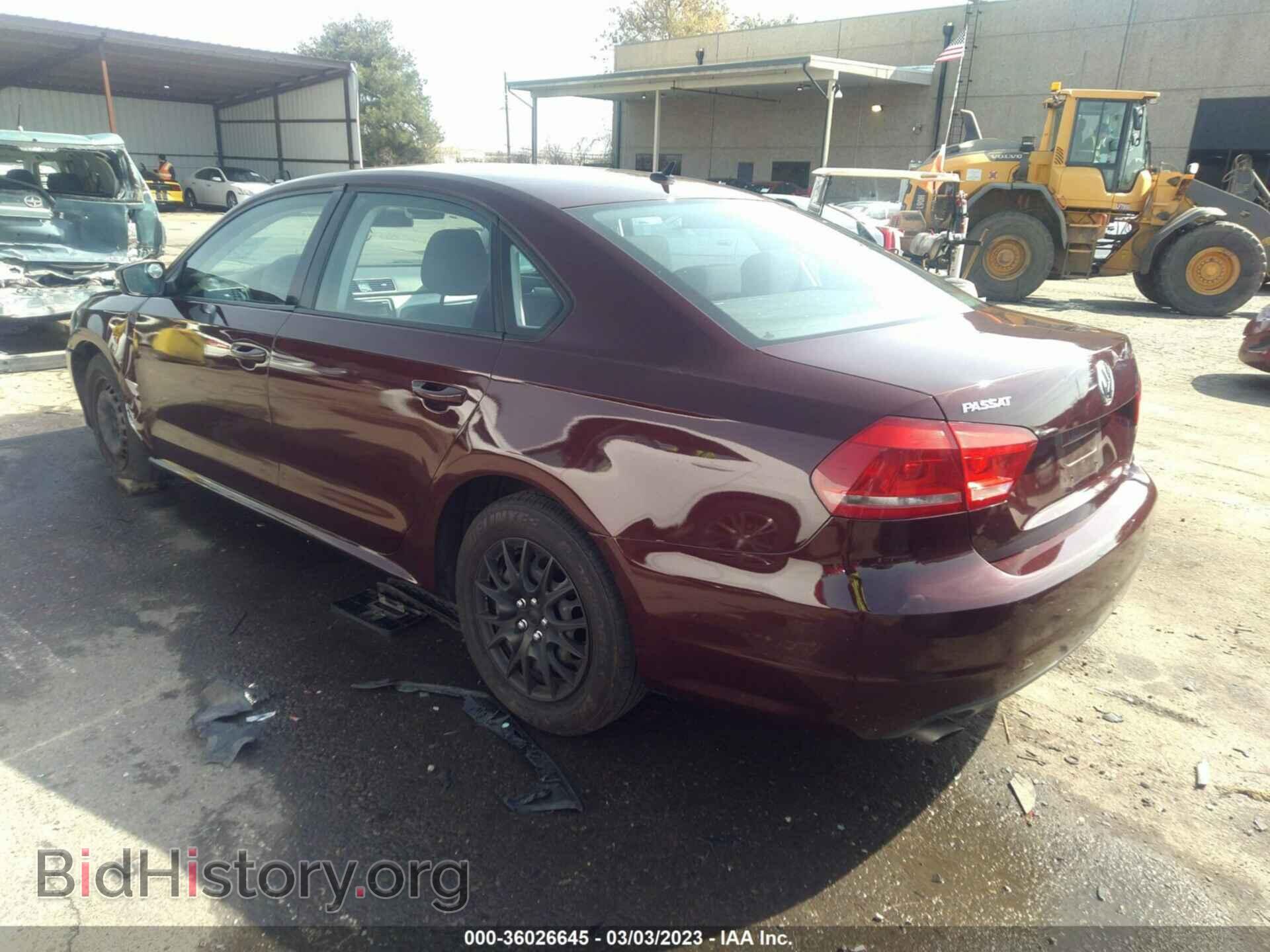 2013 VOLKSWAGEN PASSAT - VIN: 1VWAP7A32DC060817 - Фото 3