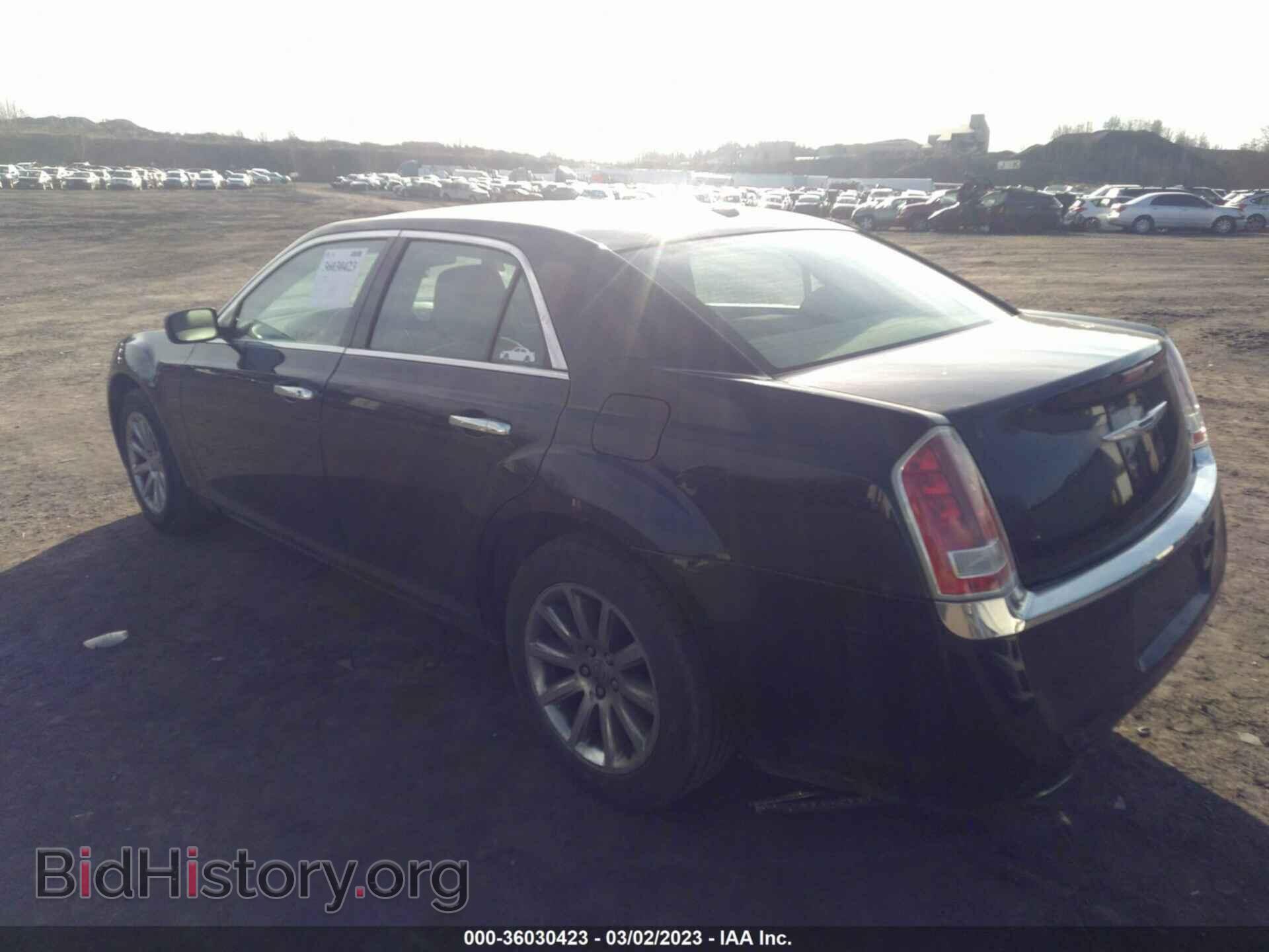 2011 CHRYSLER 300 - VIN: 2C3CA5CG2BH526357 - Фото 3