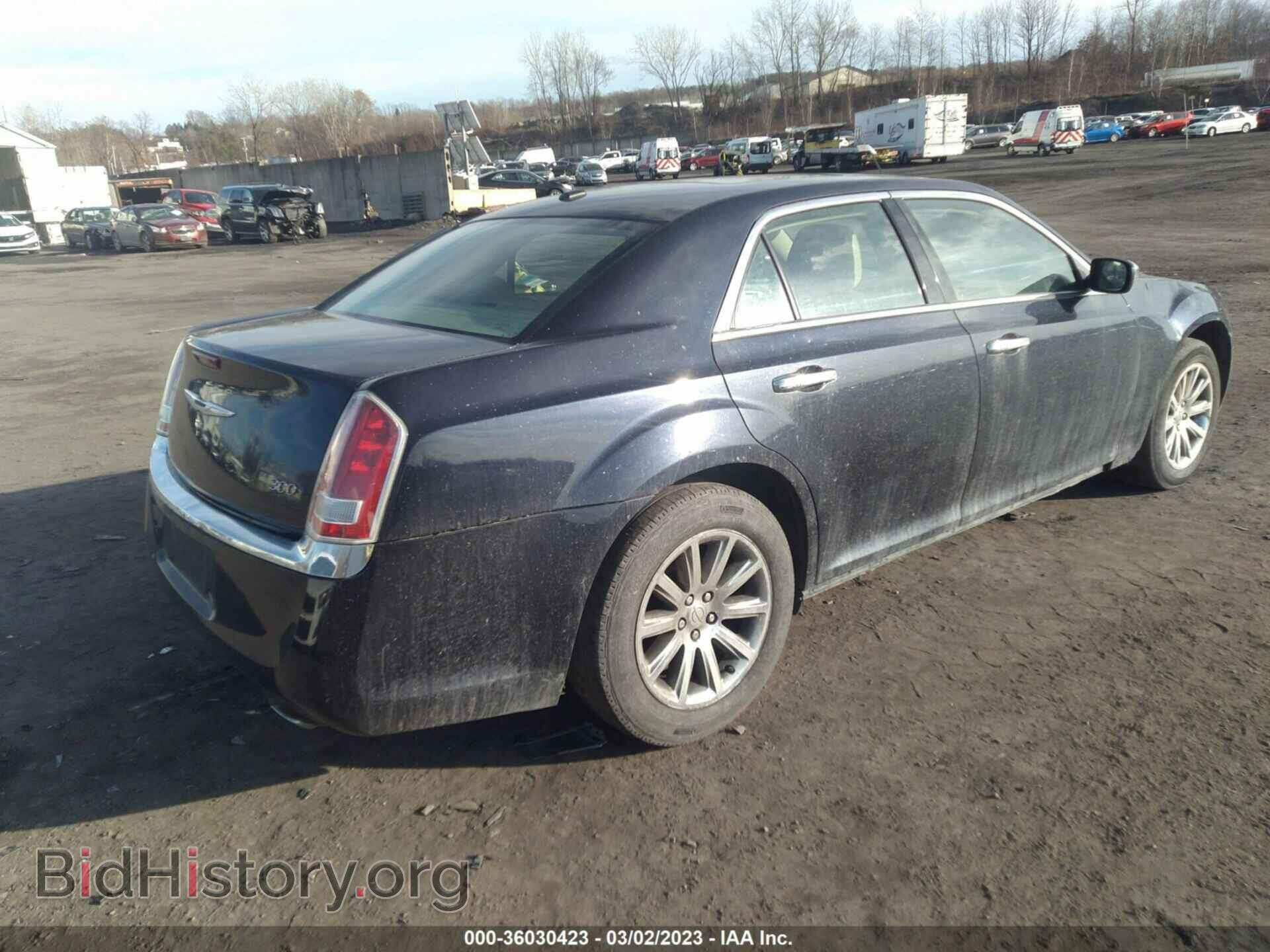 2011 CHRYSLER 300 - VIN: 2C3CA5CG2BH526357 - Фото 4