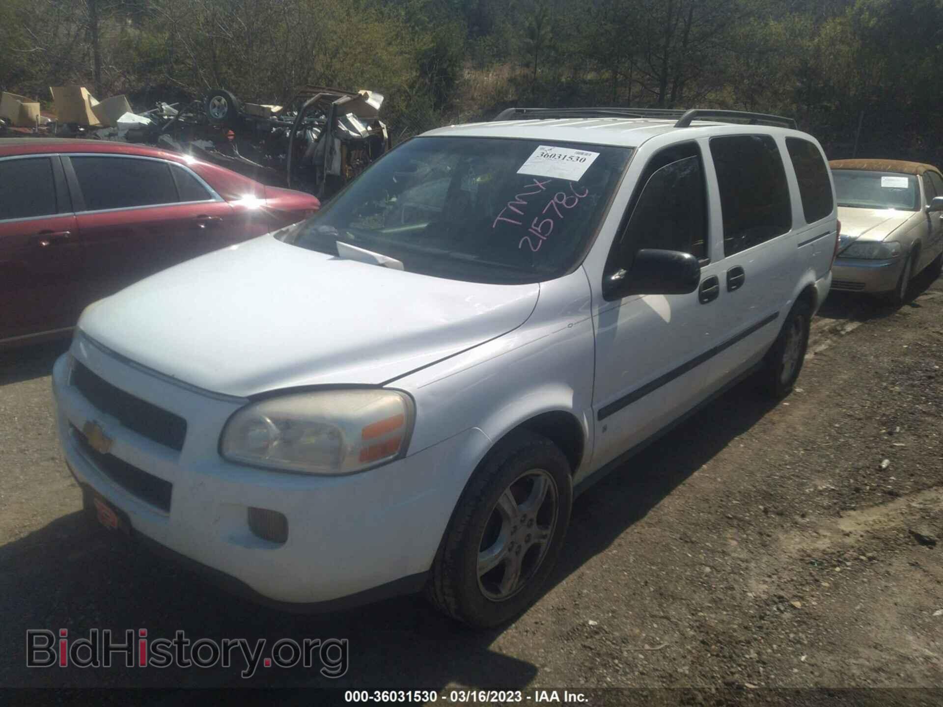 2007 CHEVROLET UPLANDER - VIN: 1GNDV23117D215786 - Фото 2