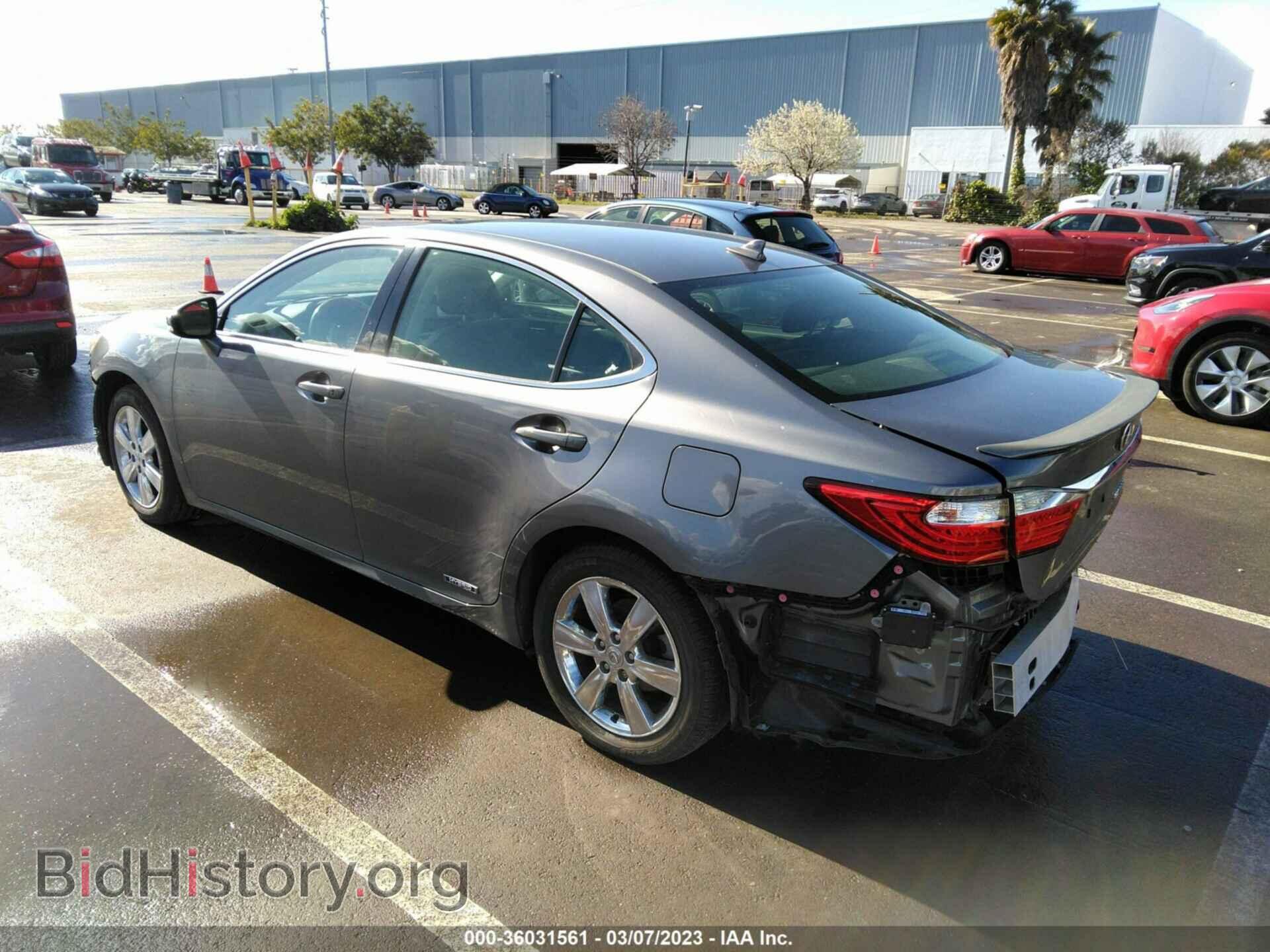 2014 LEXUS ES 300H - VIN: JTHBW1GG7E2053501 - Фото 3