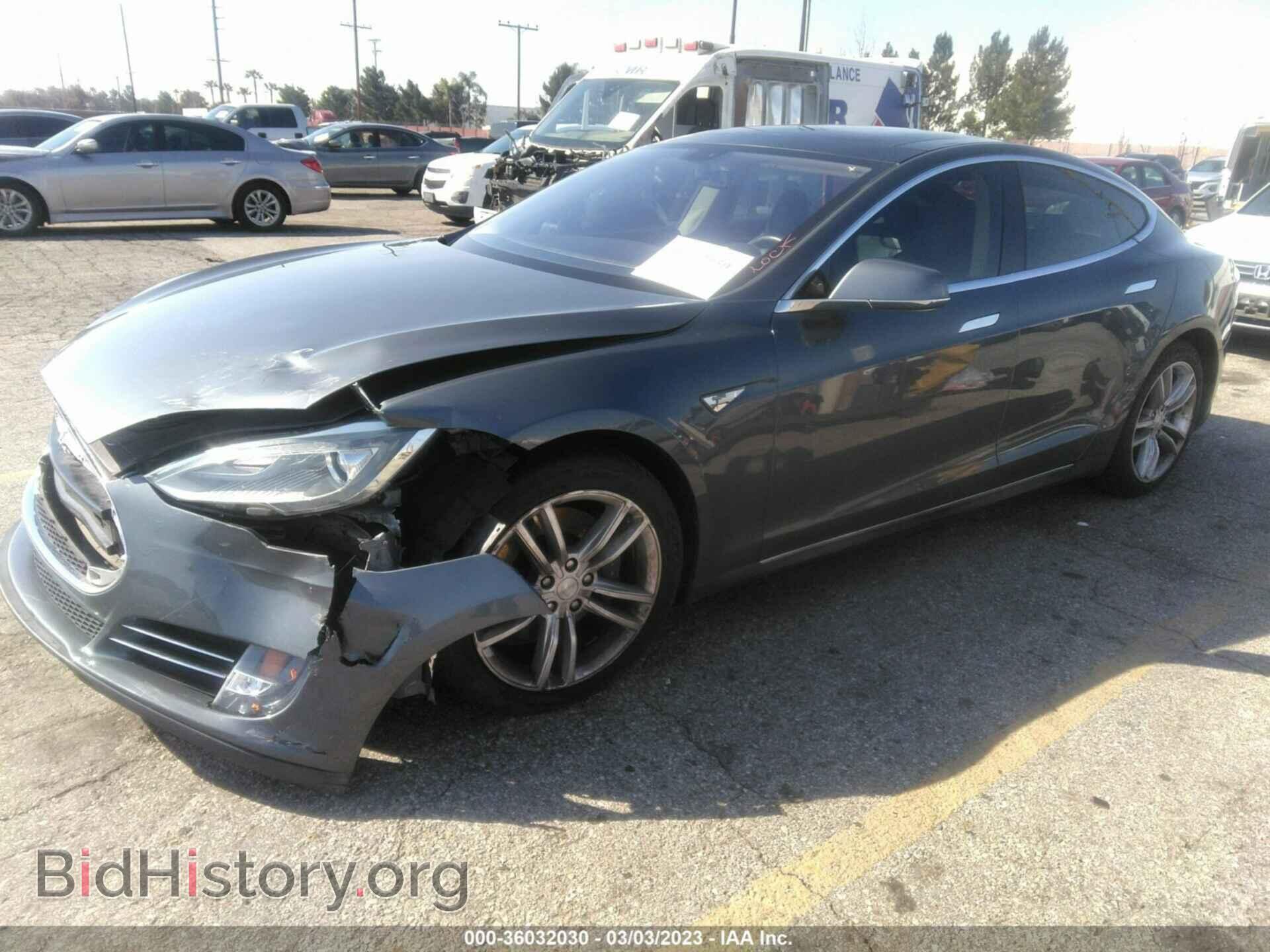 2013 TESLA MODEL S - VIN: 5YJSA1CG4DFP03824 - Фото 2