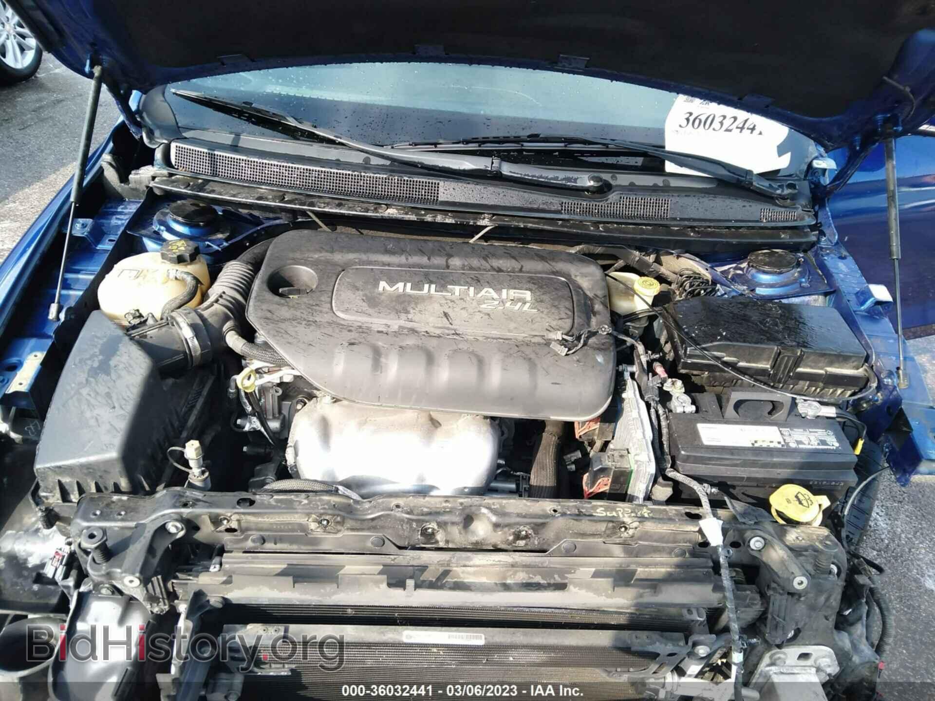 2016 CHRYSLER 200 - VIN: 1C3CCCAB9GN127708 - Фото 10
