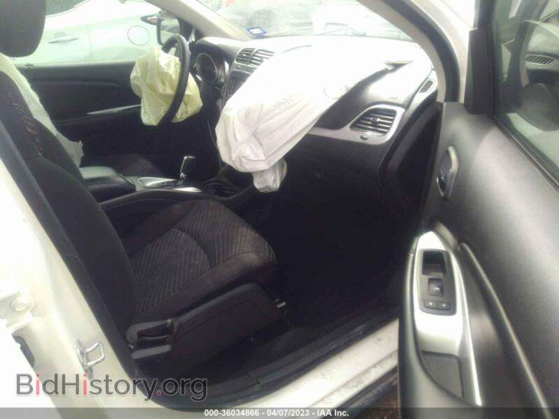 2020 Dodge JOURNEY (VIN 3C4PDCAB3LT199749) — фото 5 из 11