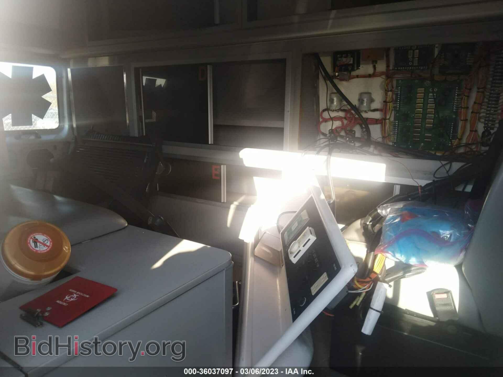 2010 FORD ECONOLINE - VIN: 1FDSS34P0ADA41860 - Фото 8