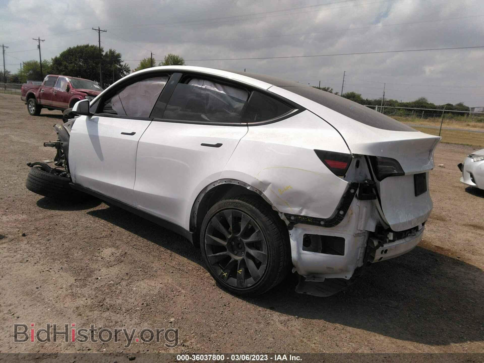 2022 TESLA MODEL Y - VIN: 7SAYGDEE8NF312301 - Фото 3