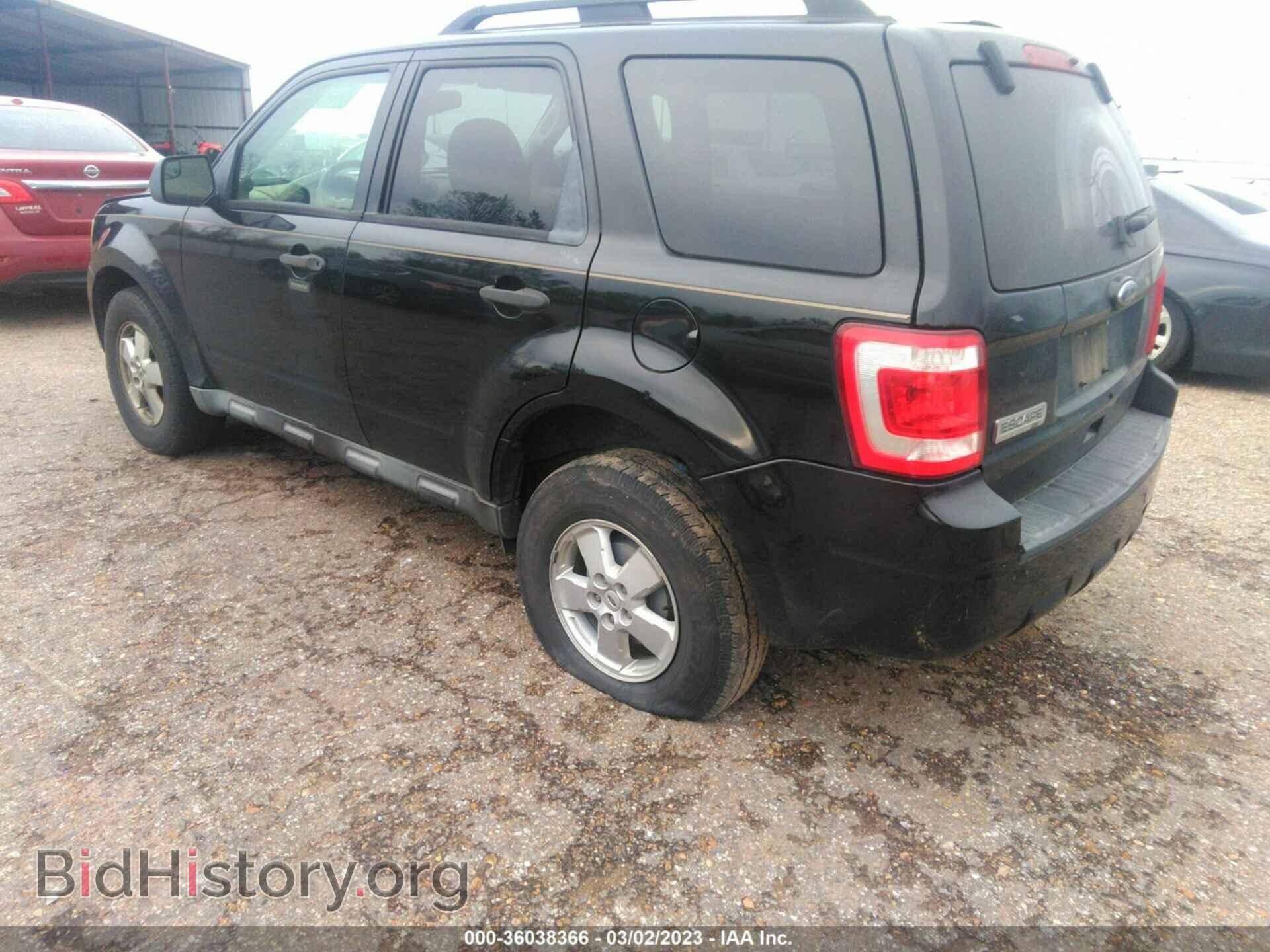 2010 FORD ESCAPE - VIN: 1FMCU0D71AKA93590 - Фото 3