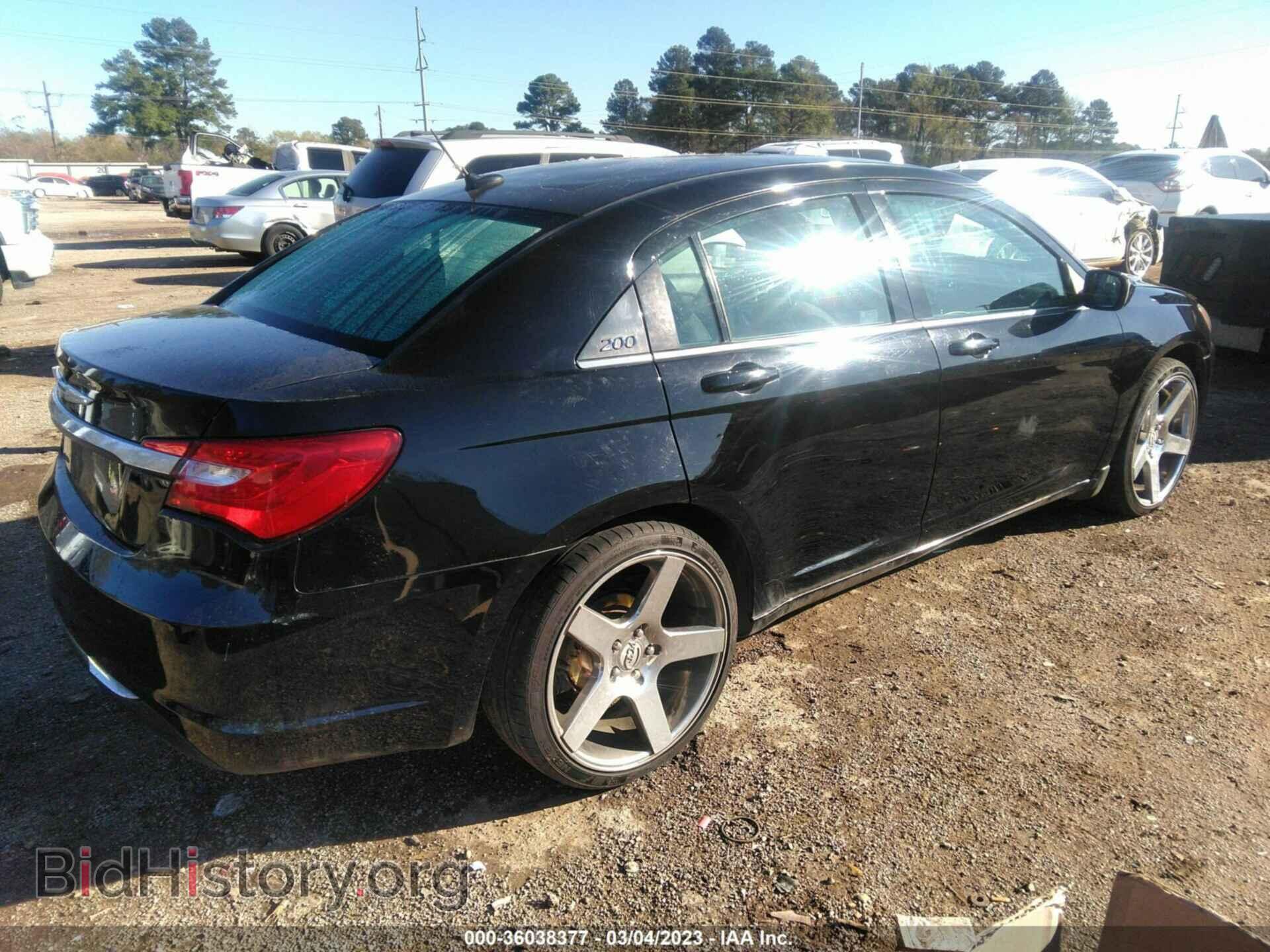 2013 CHRYSLER 200 - VIN: 1C3CCBAB3DN641818 - Фото 4