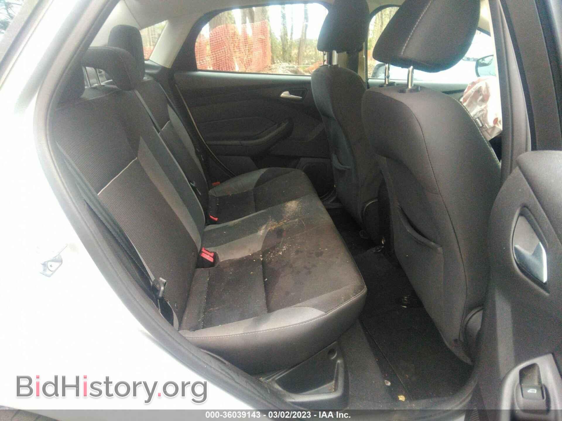 2014 FORD FOCUS - VIN: 1FADP3F23EL379143 - Фото 8