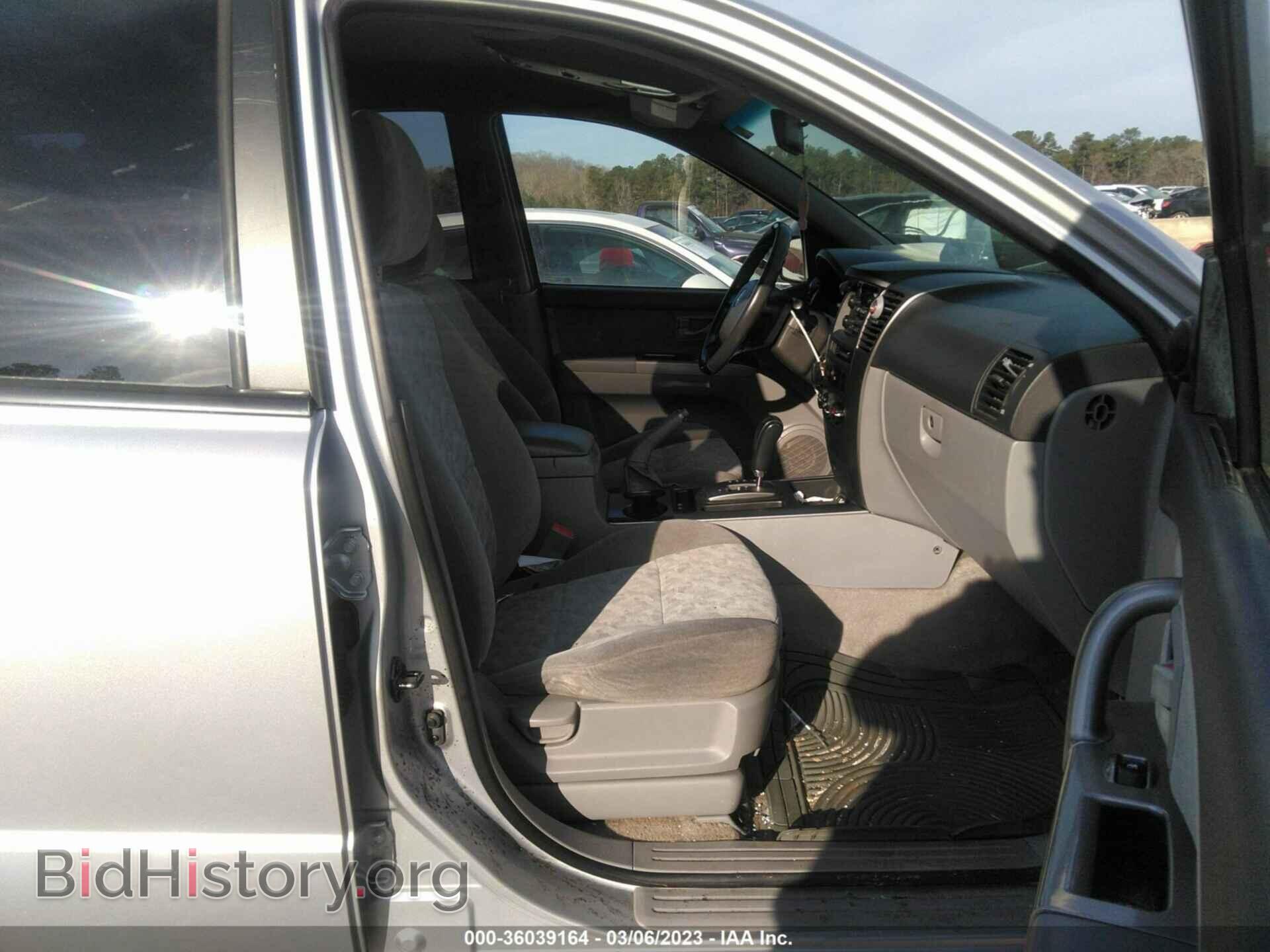 2006 KIA SORENTO - VIN: KNDJD733565543590 - Фото 5