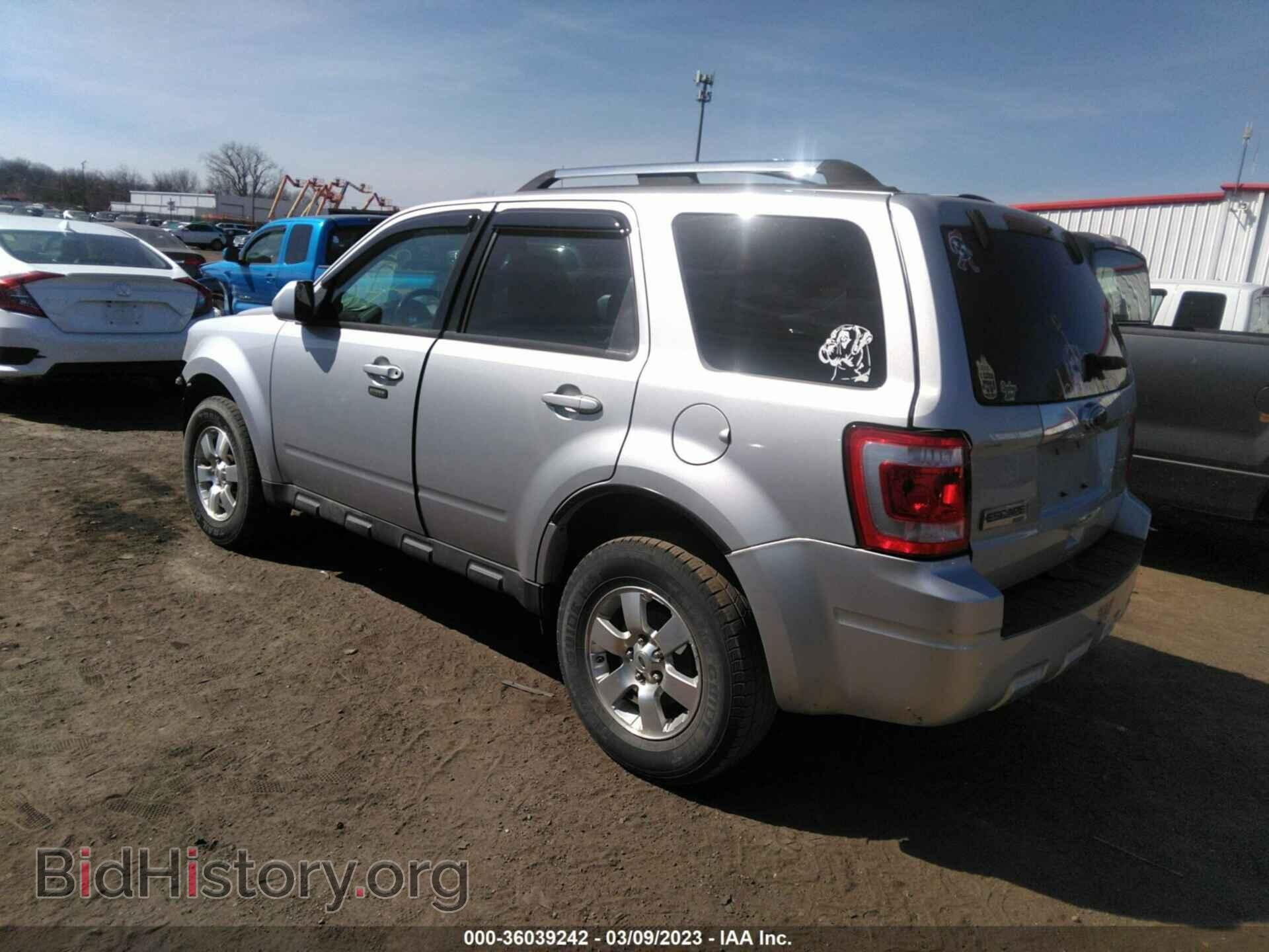 2011 FORD ESCAPE - VIN: 1FMCU0E78BKA32334 - Фото 3