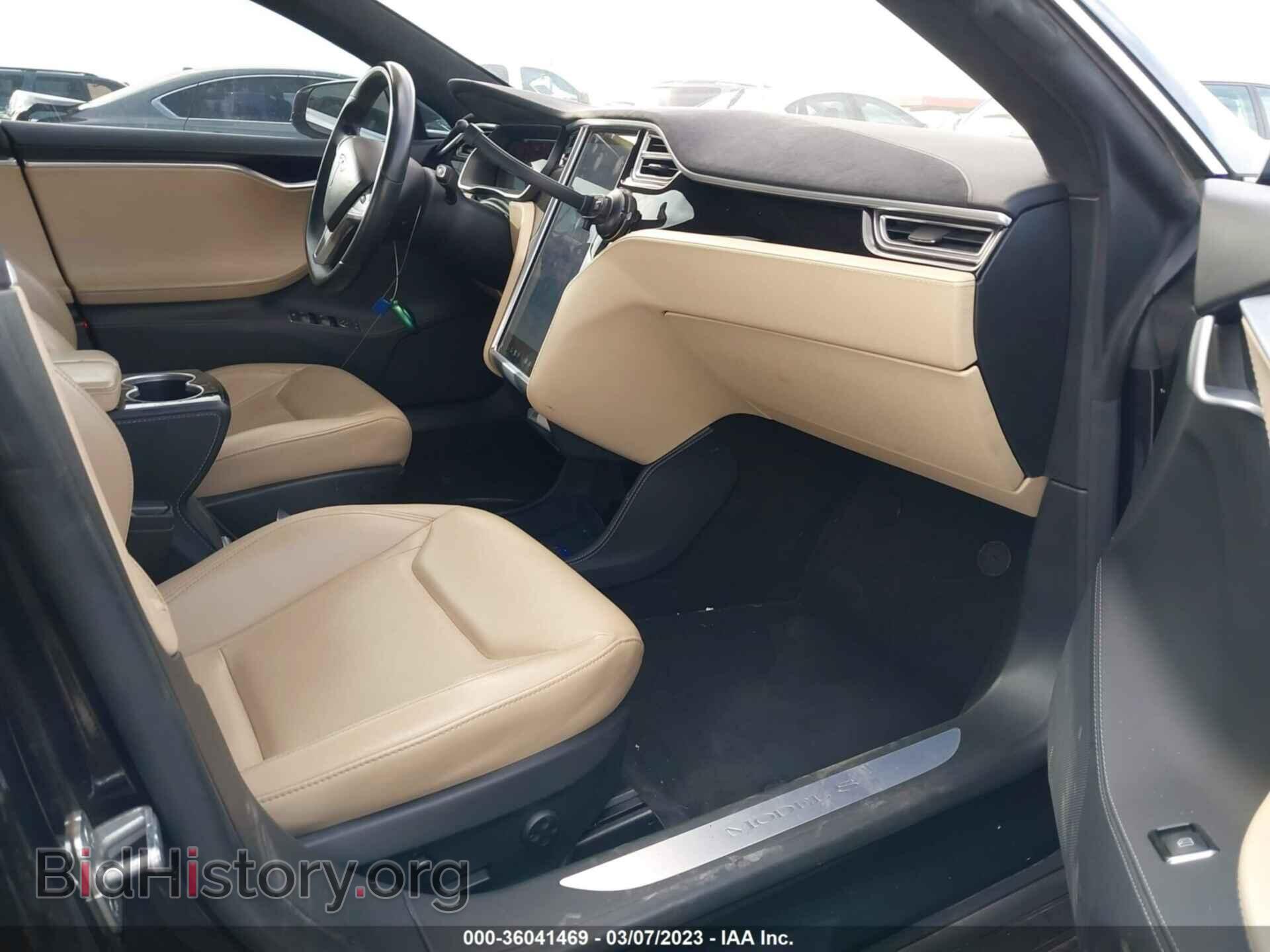 2015 TESLA MODEL S - VIN: 5YJSA1E24FF105270 - Фото 5