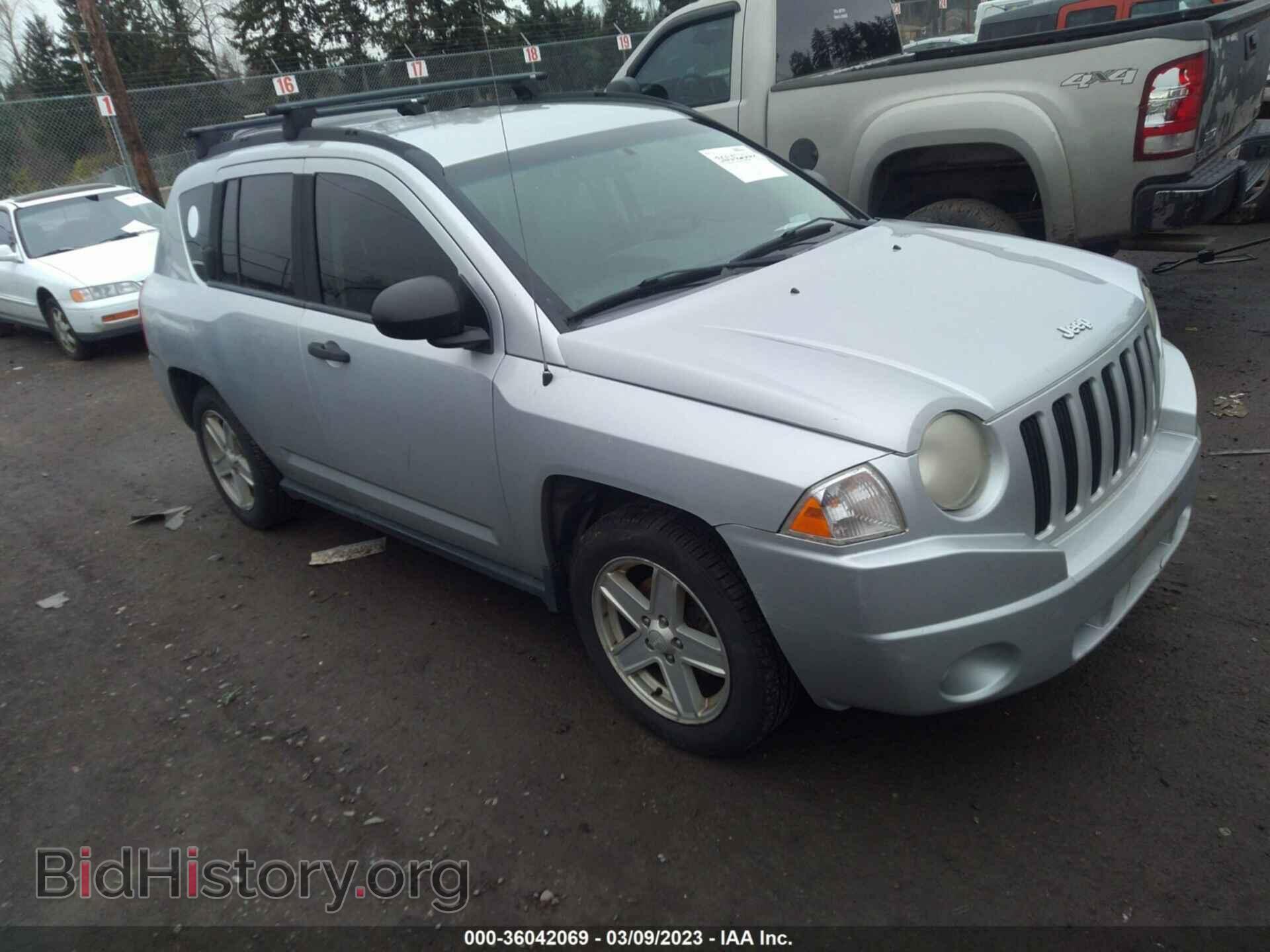 Фотография 1J8FF47W47D205472 - JEEP COMPASS 2007