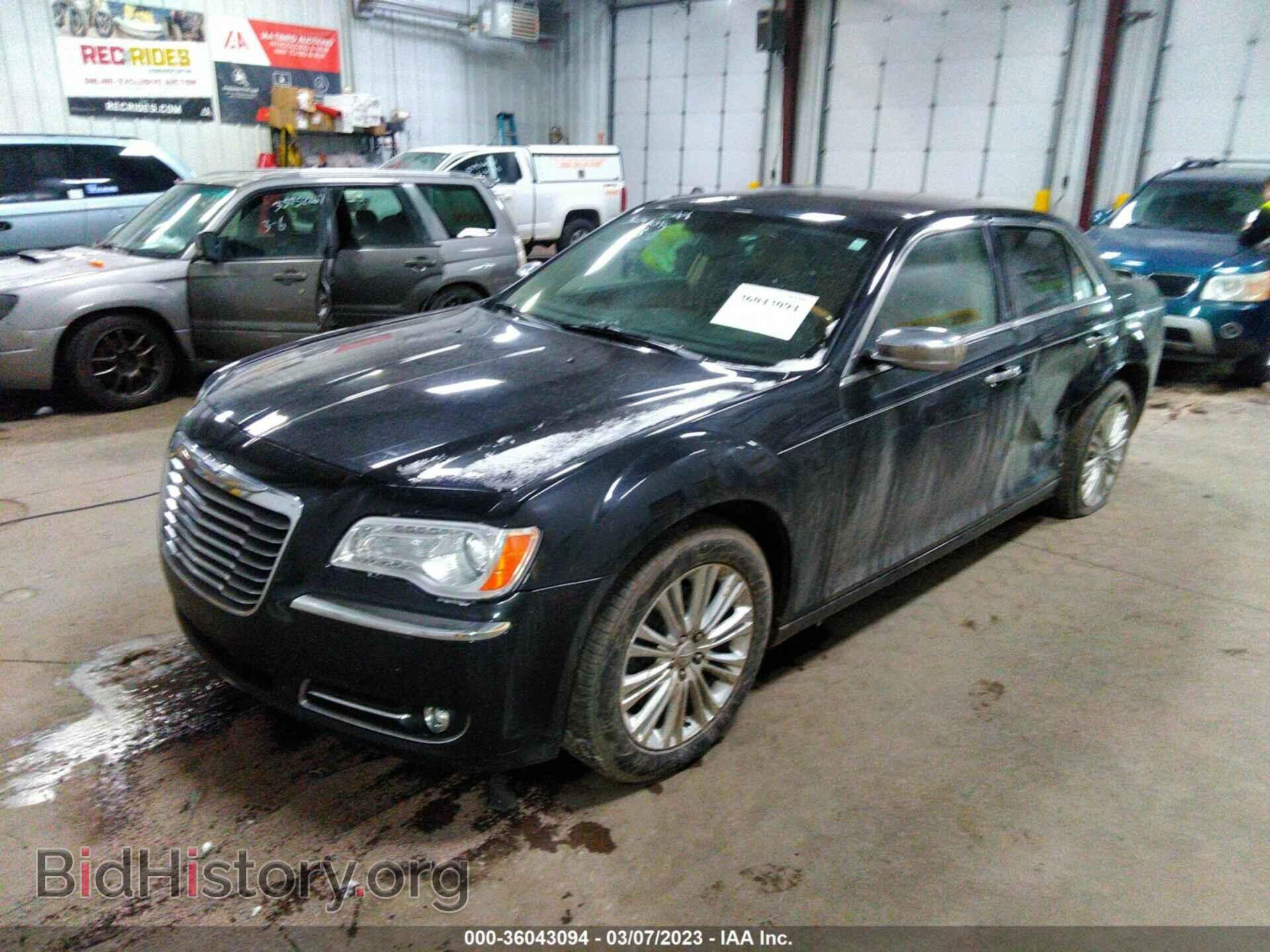 2014 CHRYSLER 300 - VIN: 2C3CCAKT7EH109290 - Фото 2