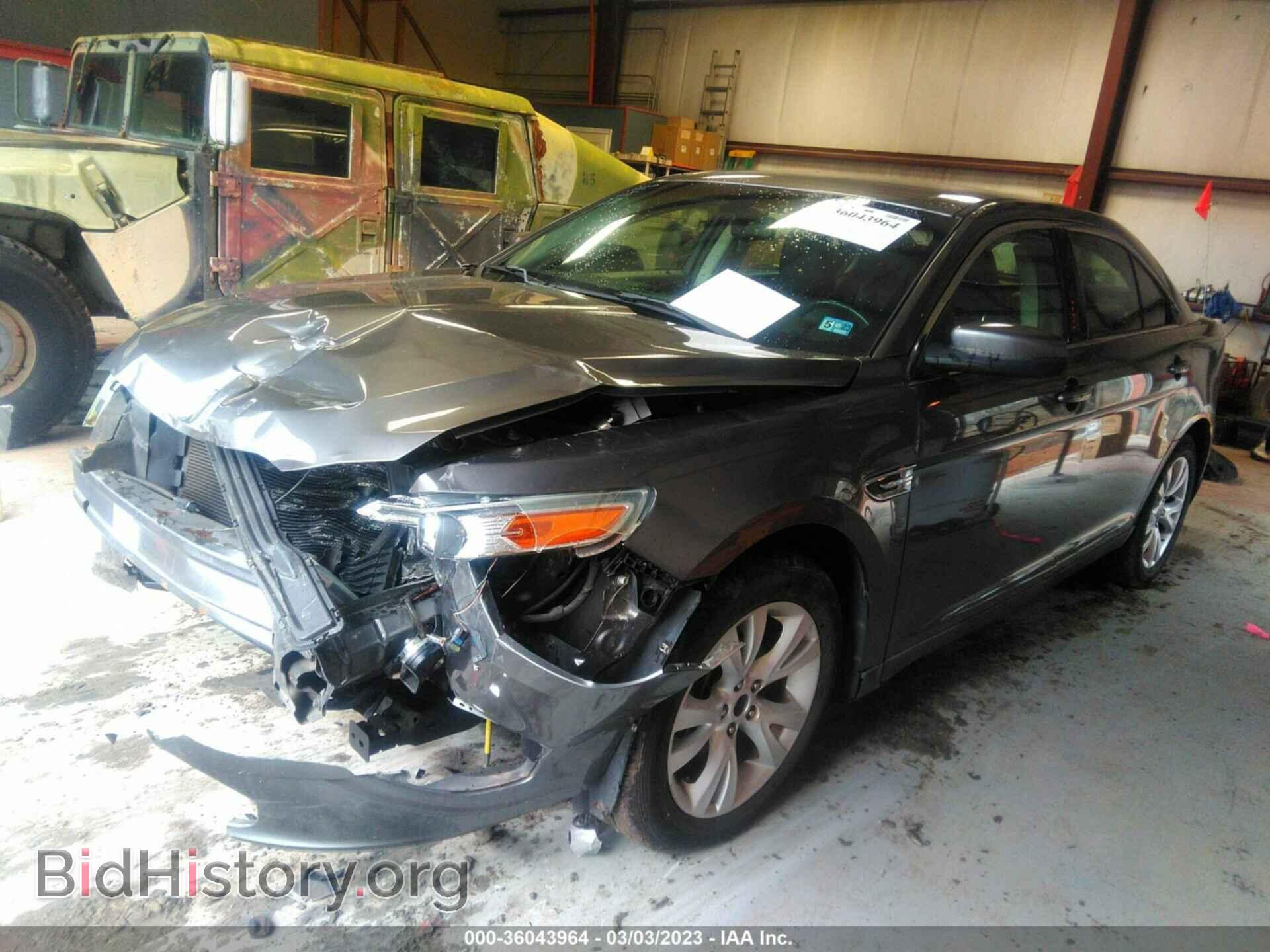 2011 FORD TAURUS - VIN: 1FAHP2EW6BG117783 - Photo 2