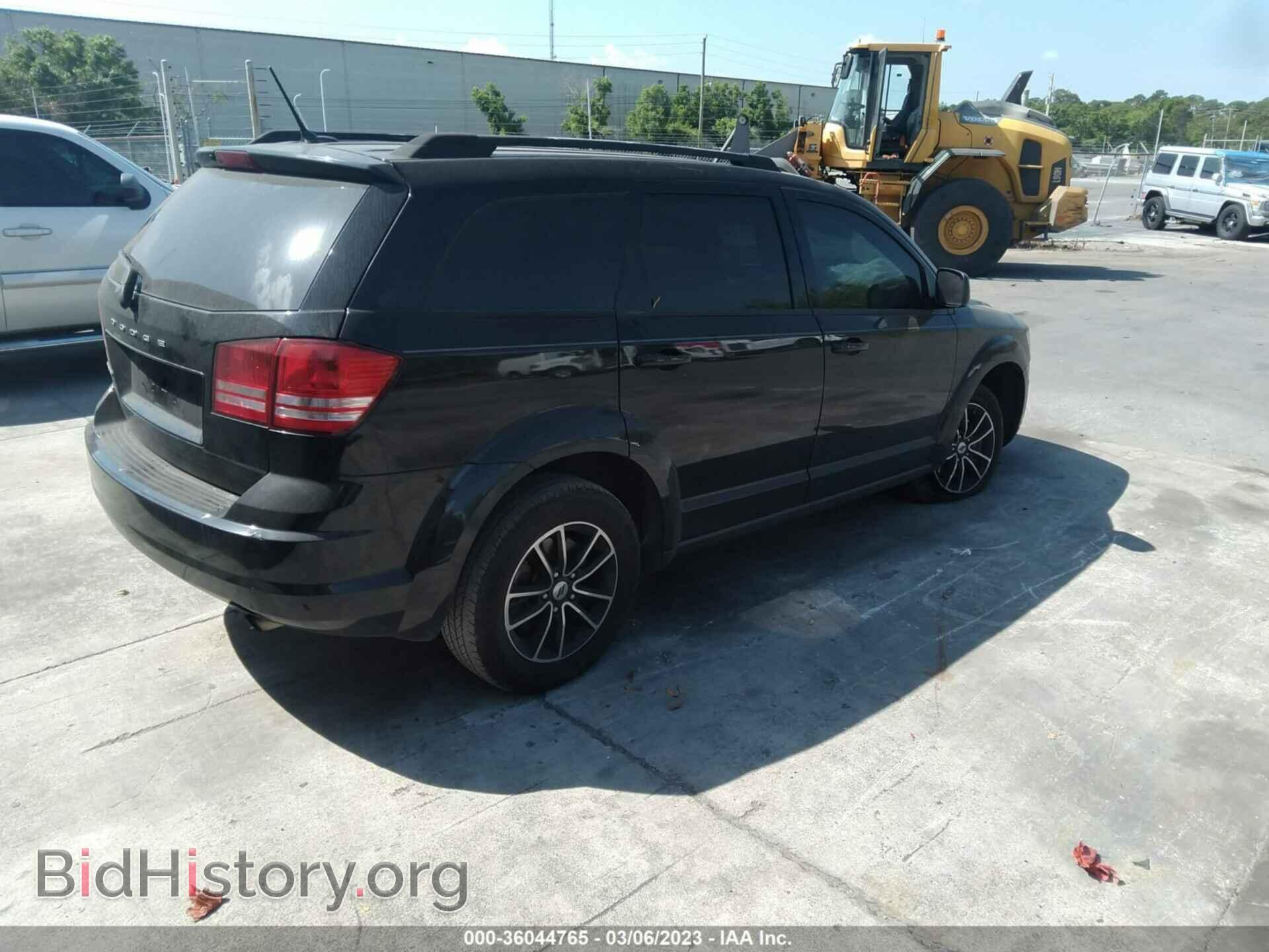 2018 DODGE JOURNEY - VIN: 3C4PDCAB7JT382374 - Фото 4