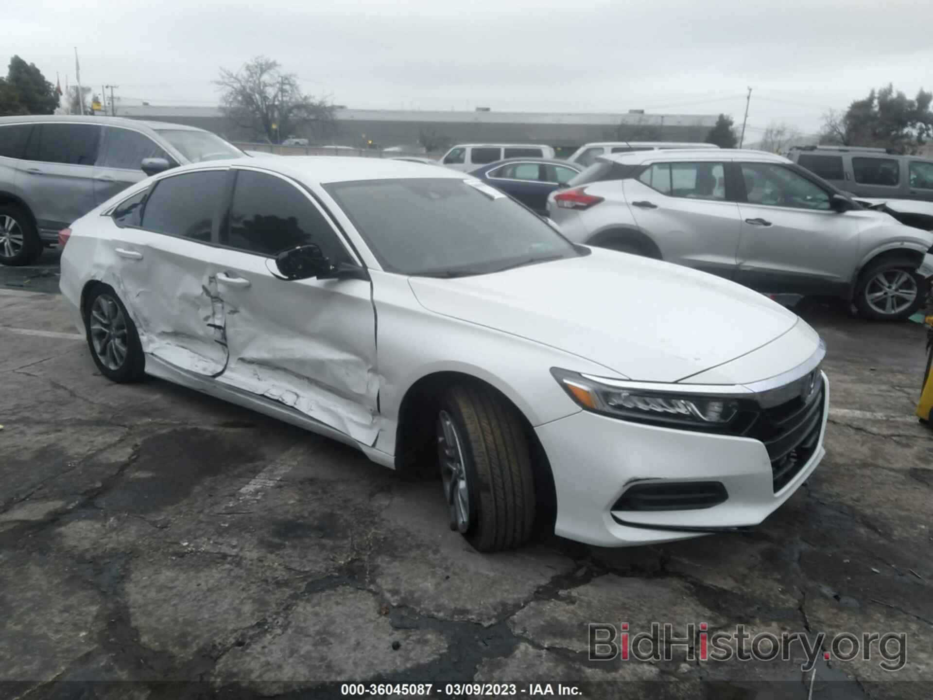 Фотография 1HGCV1F1XJA007538 - HONDA ACCORD SEDAN 2018