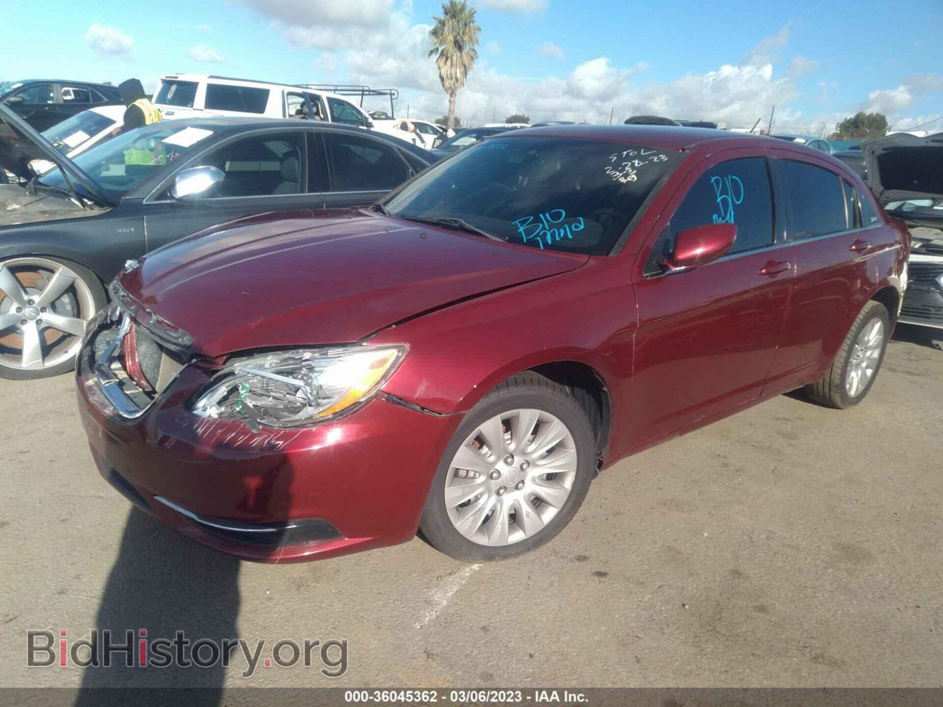 2013 CHRYSLER 200 - VIN: 1C3CCBAB4DN691417 - Фото 2