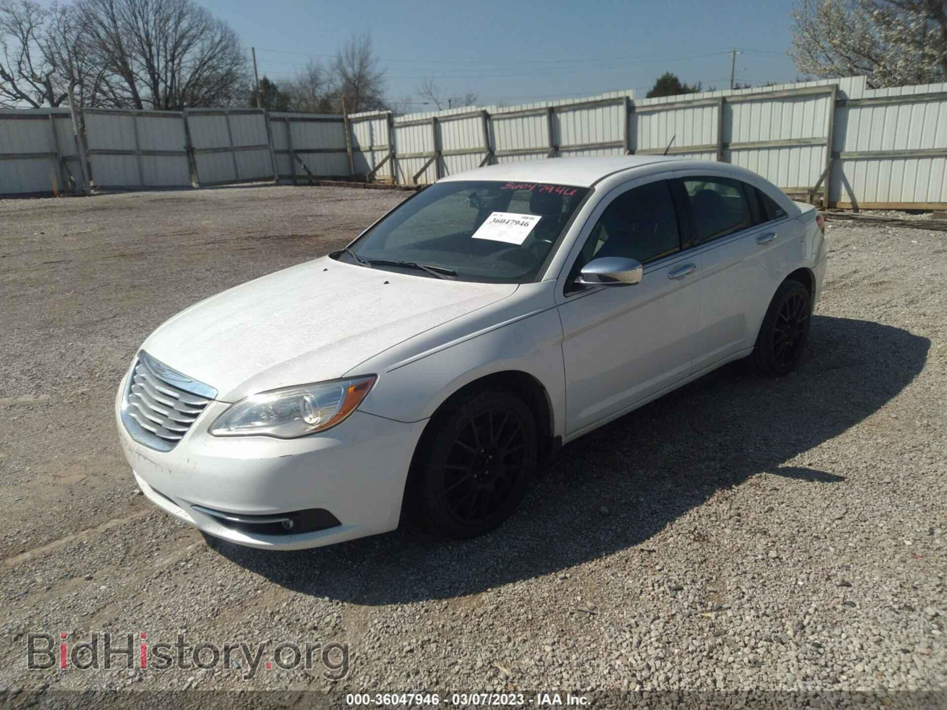 2012 CHRYSLER 200 - VIN: 1C3CCBCG8CN326407 - Фото 2