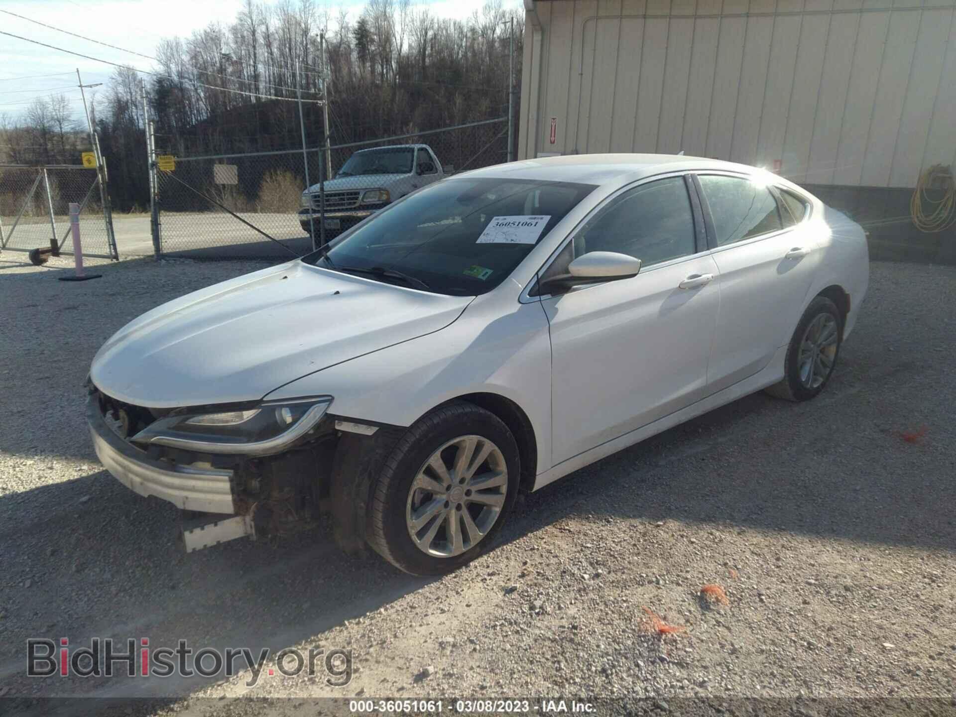 2016 CHRYSLER 200 - VIN: 1C3CCCAB2GN166284 - Фото 2