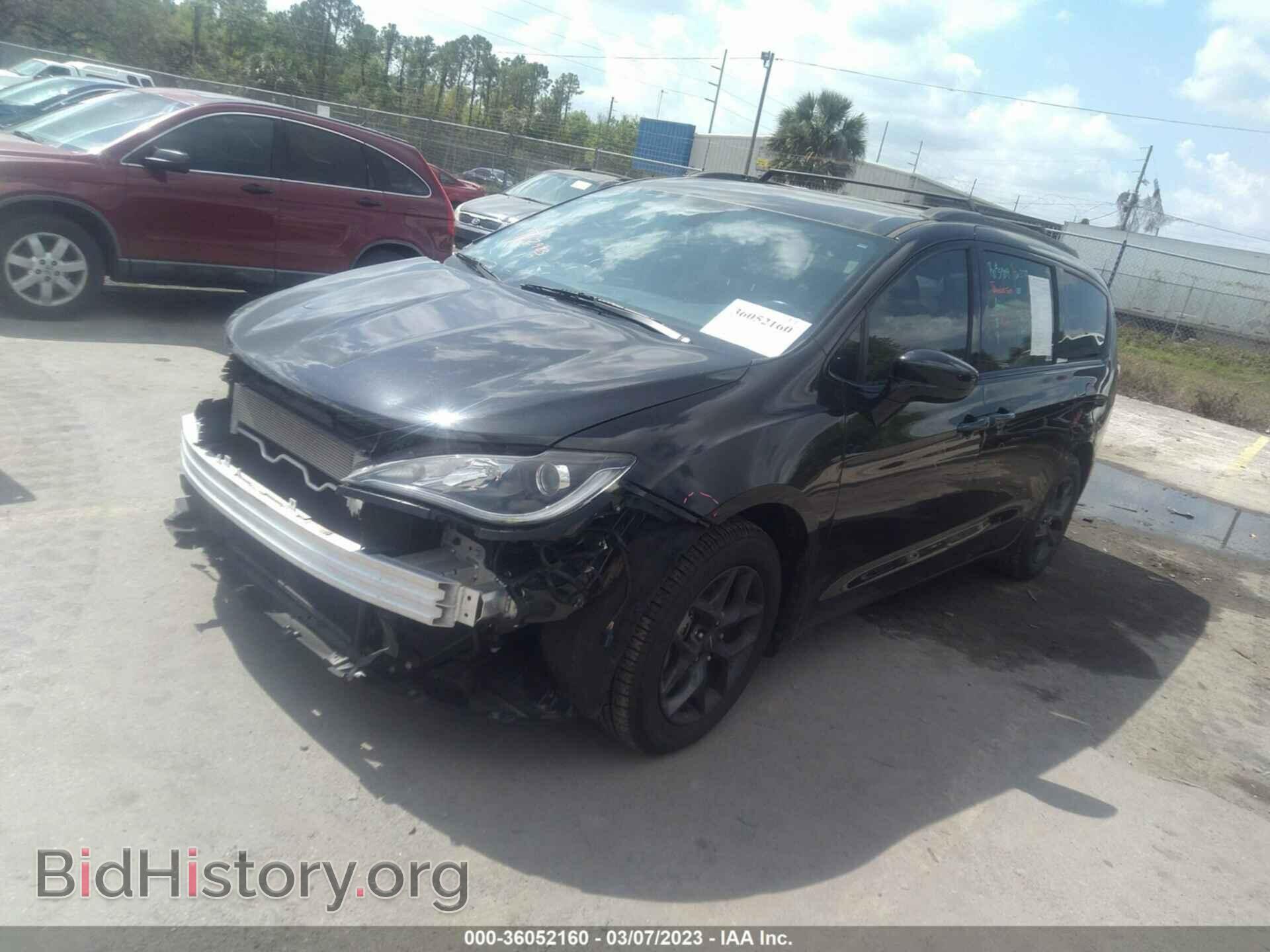 2019 CHRYSLER PACIFICA - VIN: 2C4RC1EG0KR569028 - Фото 2