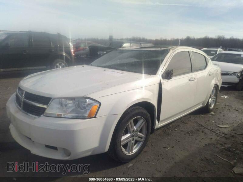 2010 Dodge AVENGER (VIN 1B3CC5FB3AN160597) — фото 2 из 11