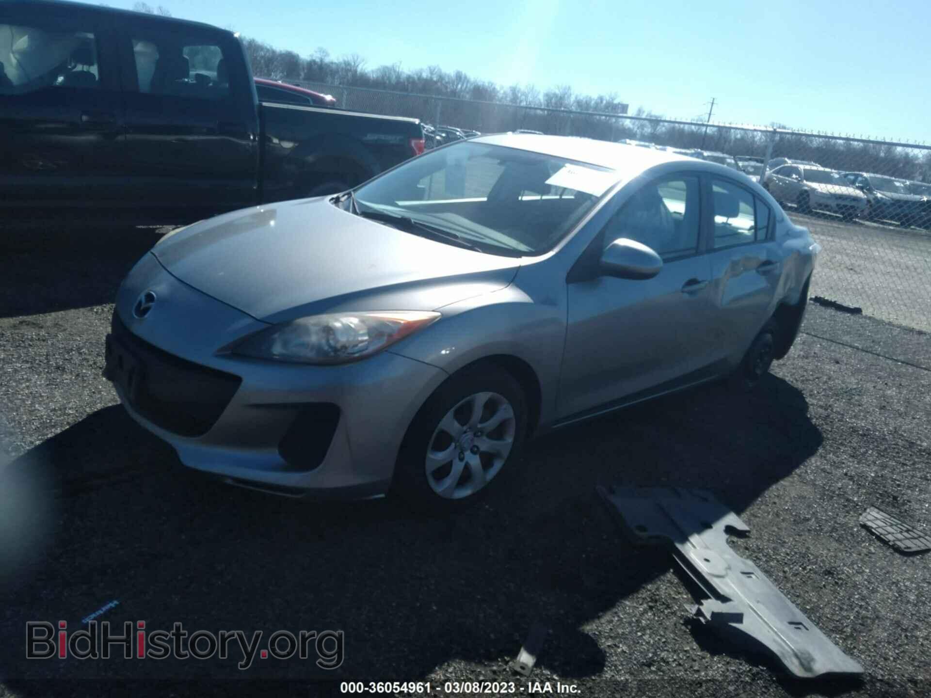 2012 MAZDA MAZDA3 - VIN: JM1BL1UG9C1554570 - Фото 2
