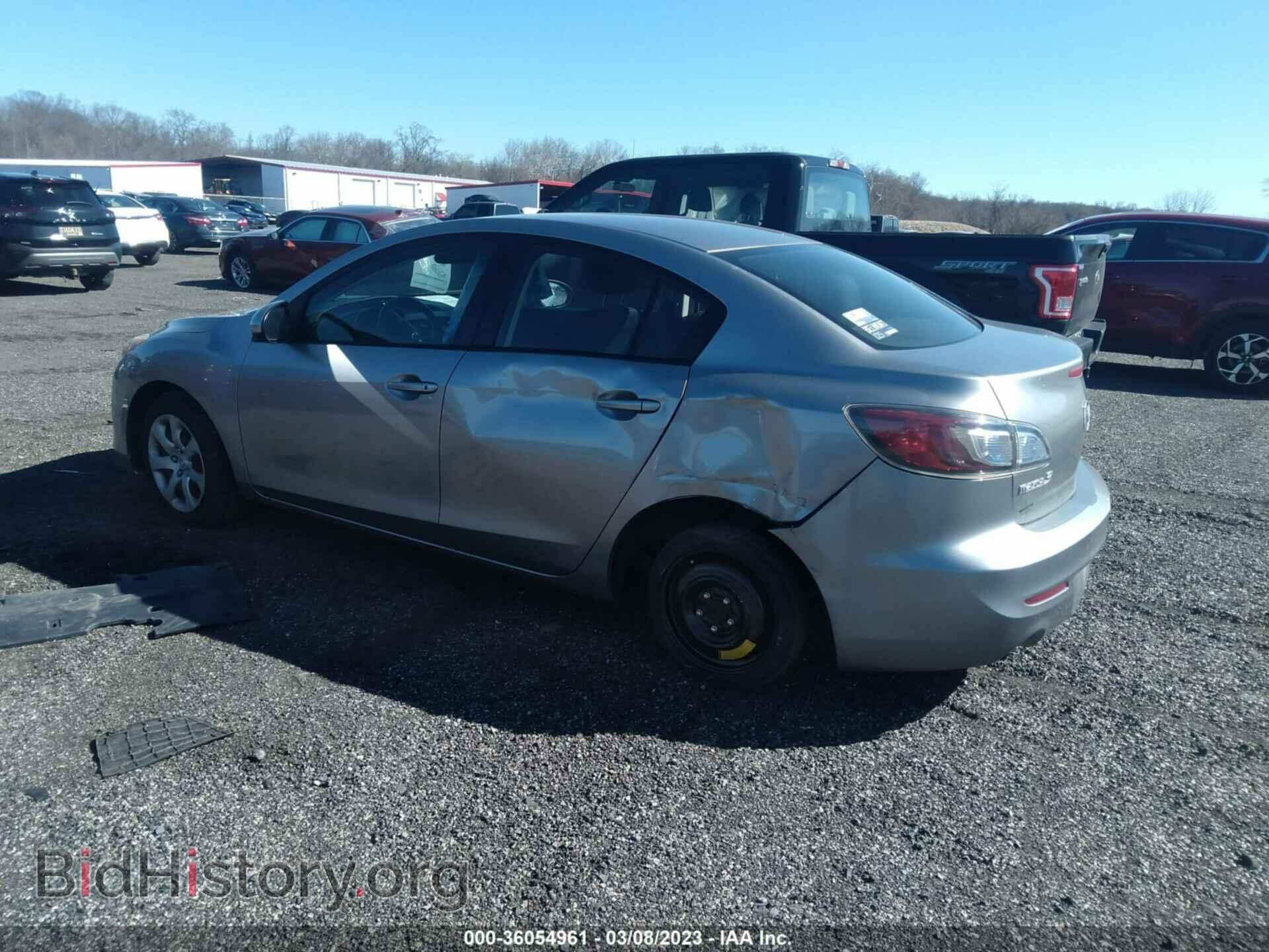 2012 MAZDA MAZDA3 - VIN: JM1BL1UG9C1554570 - Фото 3