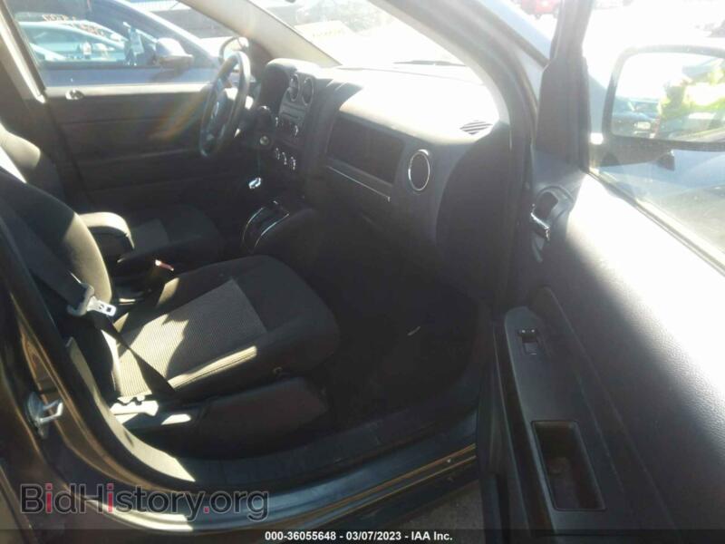 2011 Jeep COMPASS (VIN 1J4NT1FB6BD287264) — photo 5 of 11