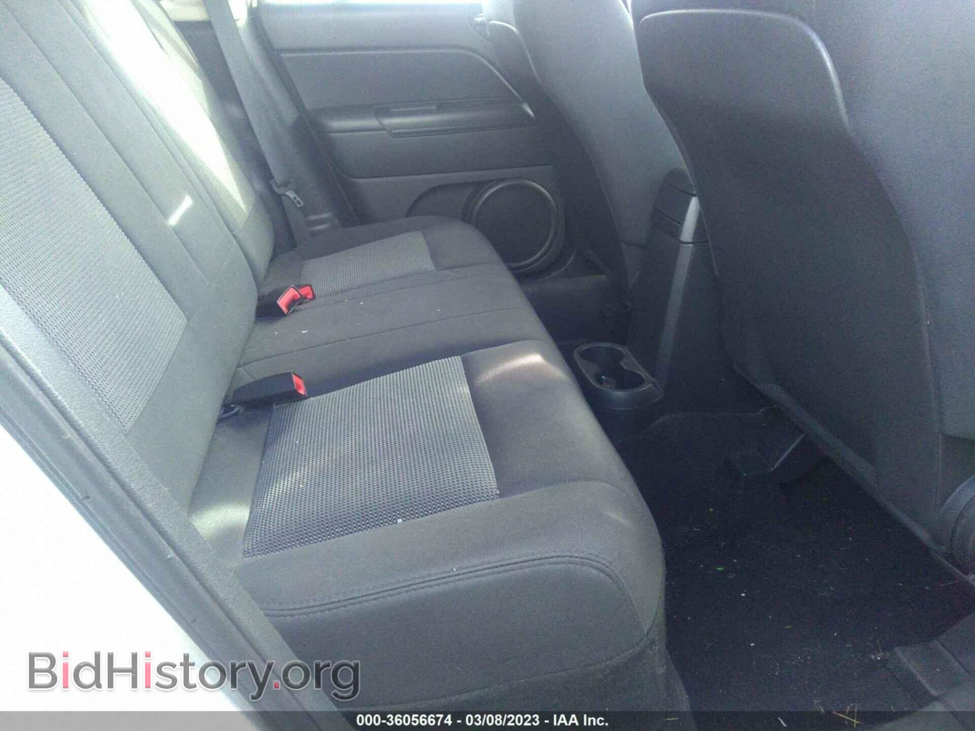 2011 JEEP COMPASS - VIN: 1J4NF1FB1BD158825 - Photo 8