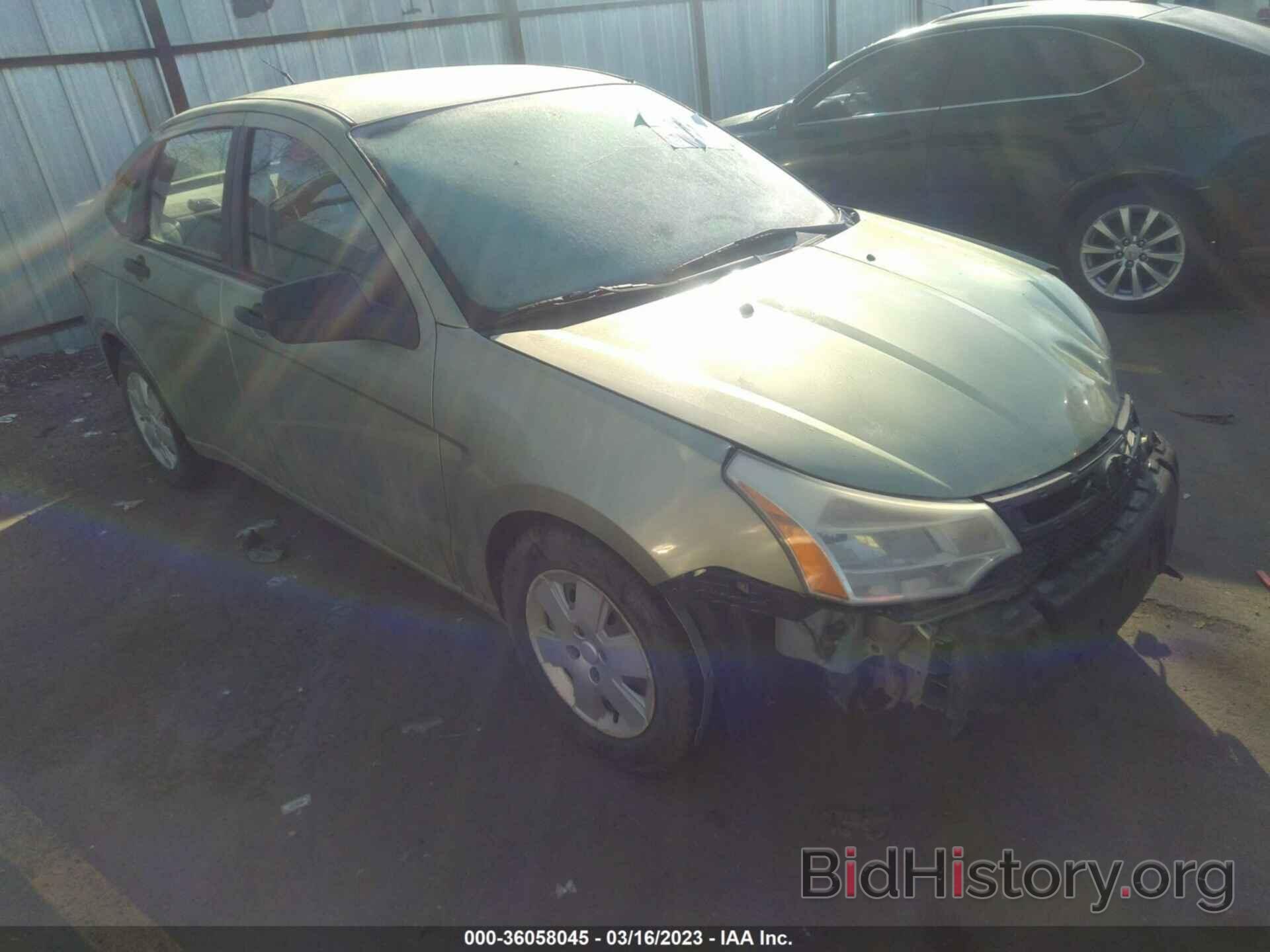 Photo 1FAHP34N48W257845 - FORD FOCUS 2008