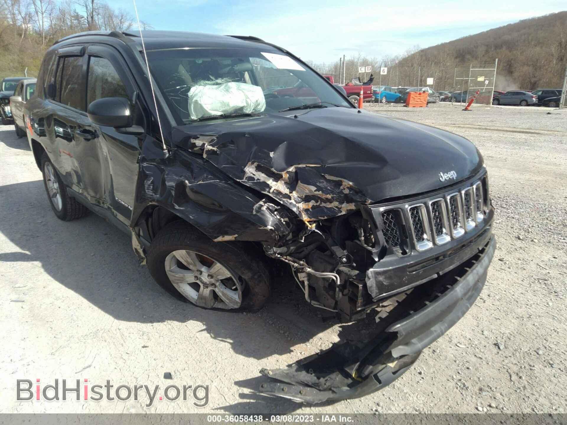 Photo 1J4NT1FB6BD170509 - JEEP COMPASS 2011