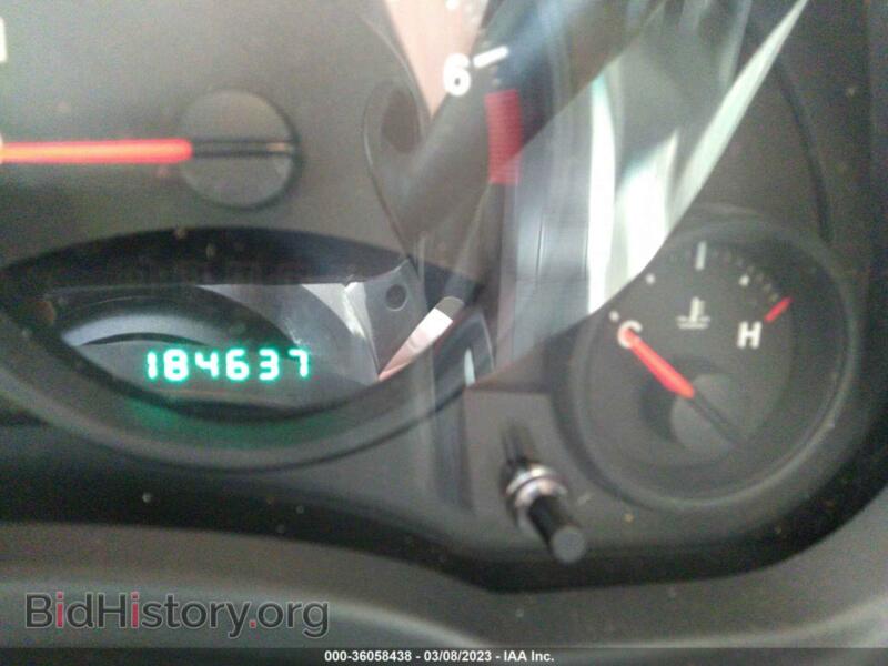 2011 Jeep COMPASS (VIN 1J4NT1FB6BD170509) — photo 7 of 11